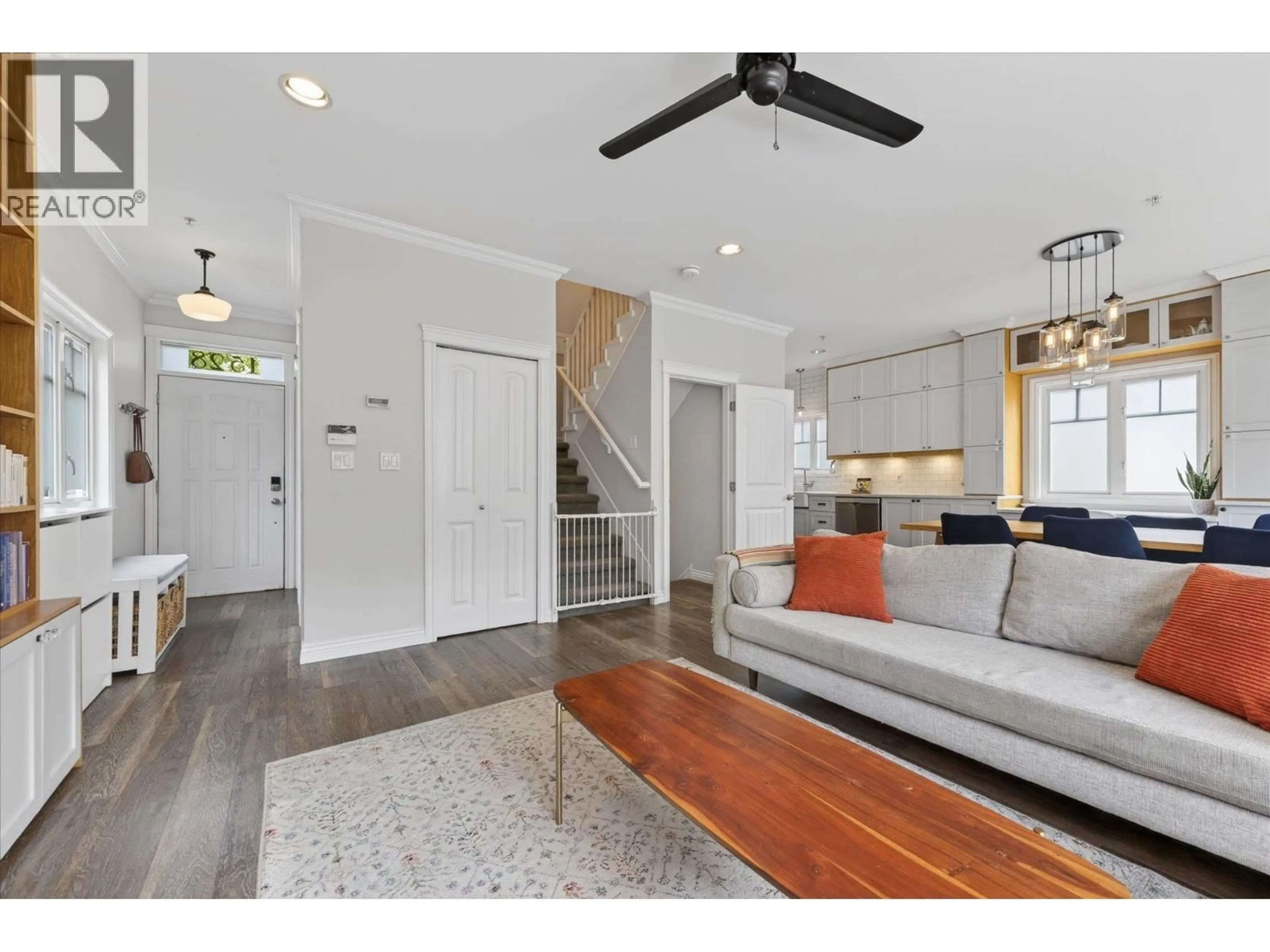 Unknown for 1528 PENDER STREET, Vancouver British Columbia V5L1W1