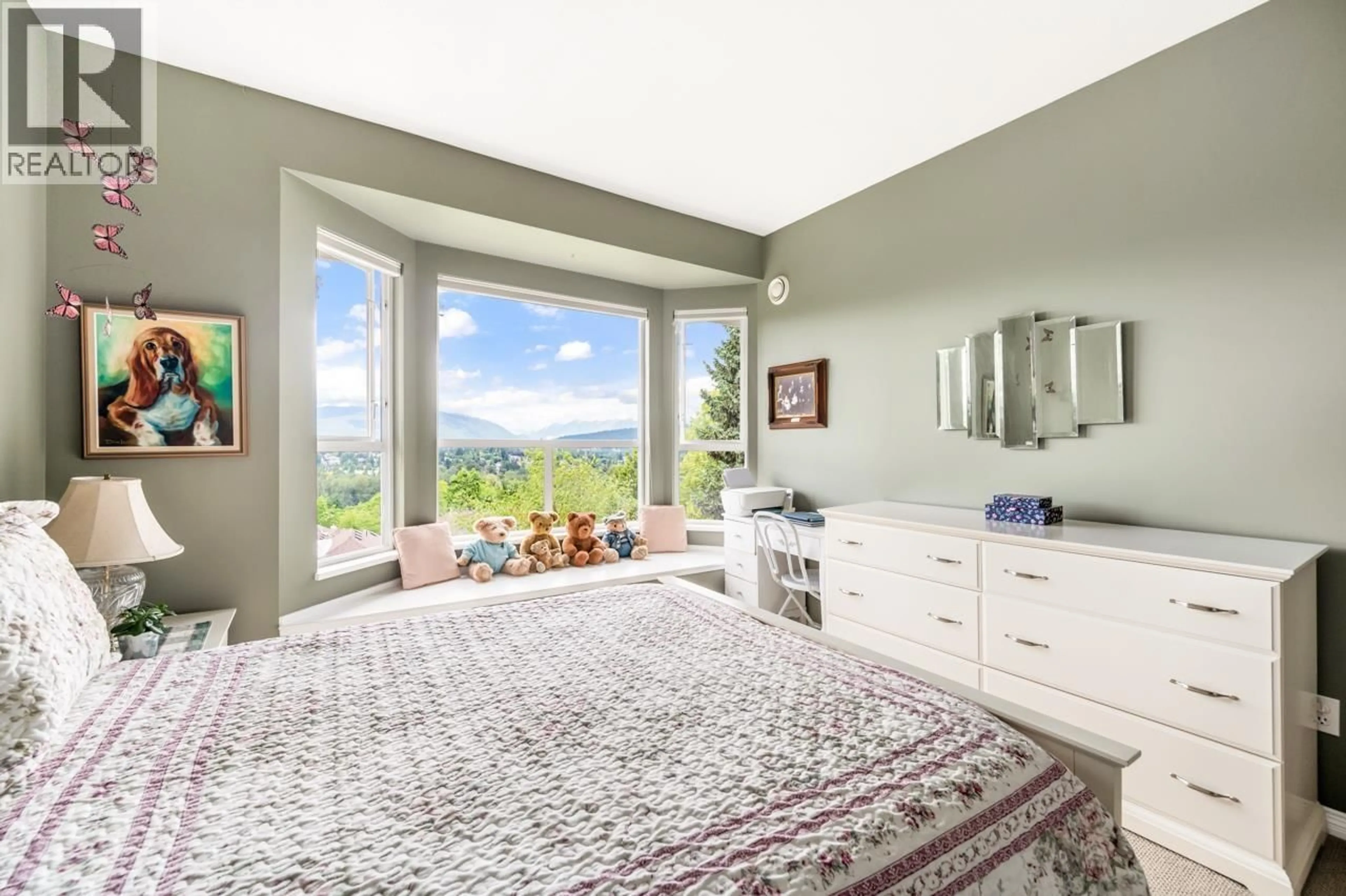 Bedroom with bed, unknown for 406 - 5280 OAKMOUNT CRESCENT, Burnaby British Columbia V5H4S1