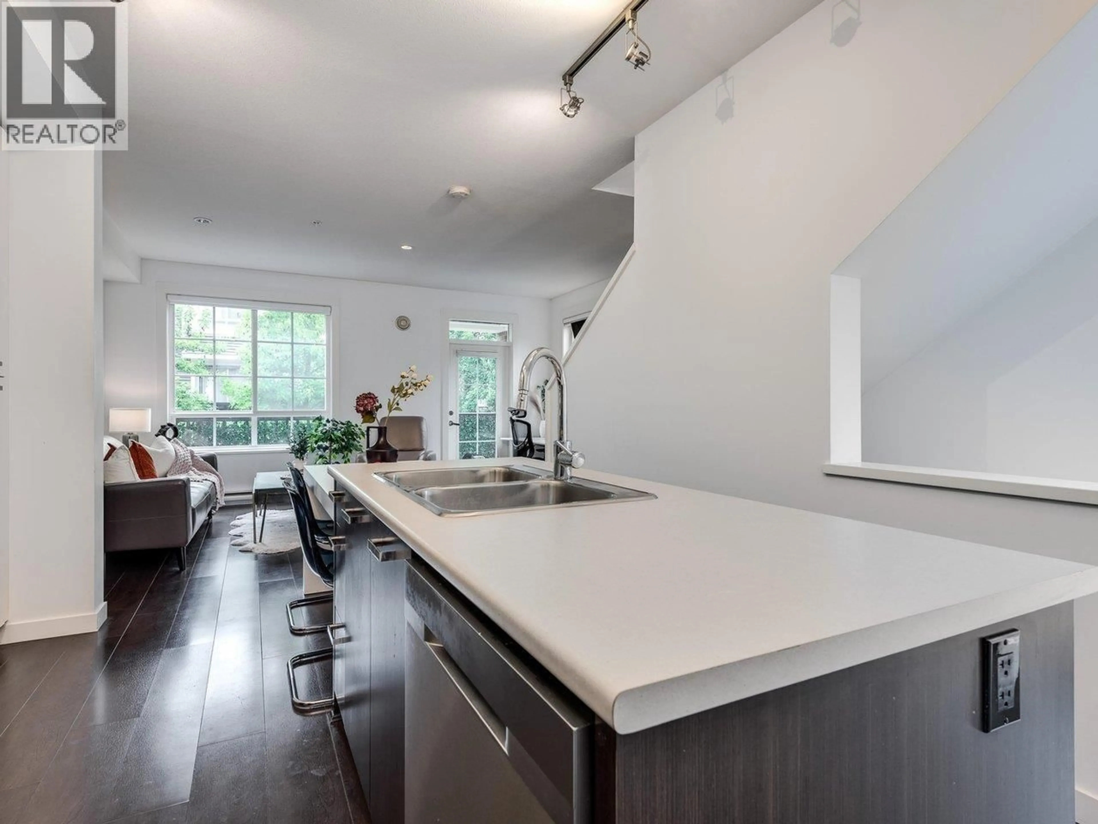 Open concept kitchen, unknown for 48 - 2423 AVON PLACE, Port Coquitlam British Columbia V3B0H5