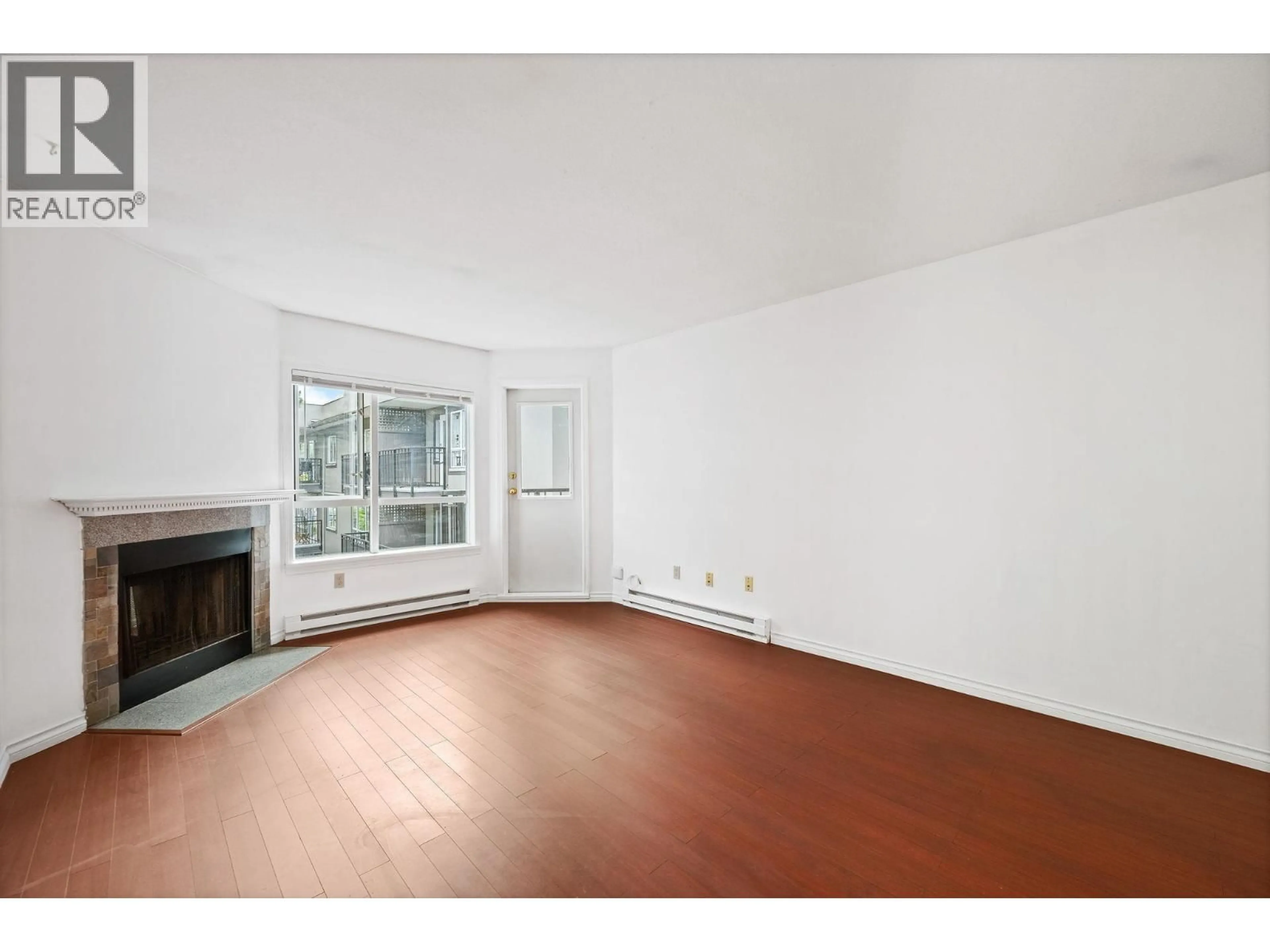 A pic of a room for 319 - 555 14TH AVENUE, Vancouver British Columbia V5Z4G8