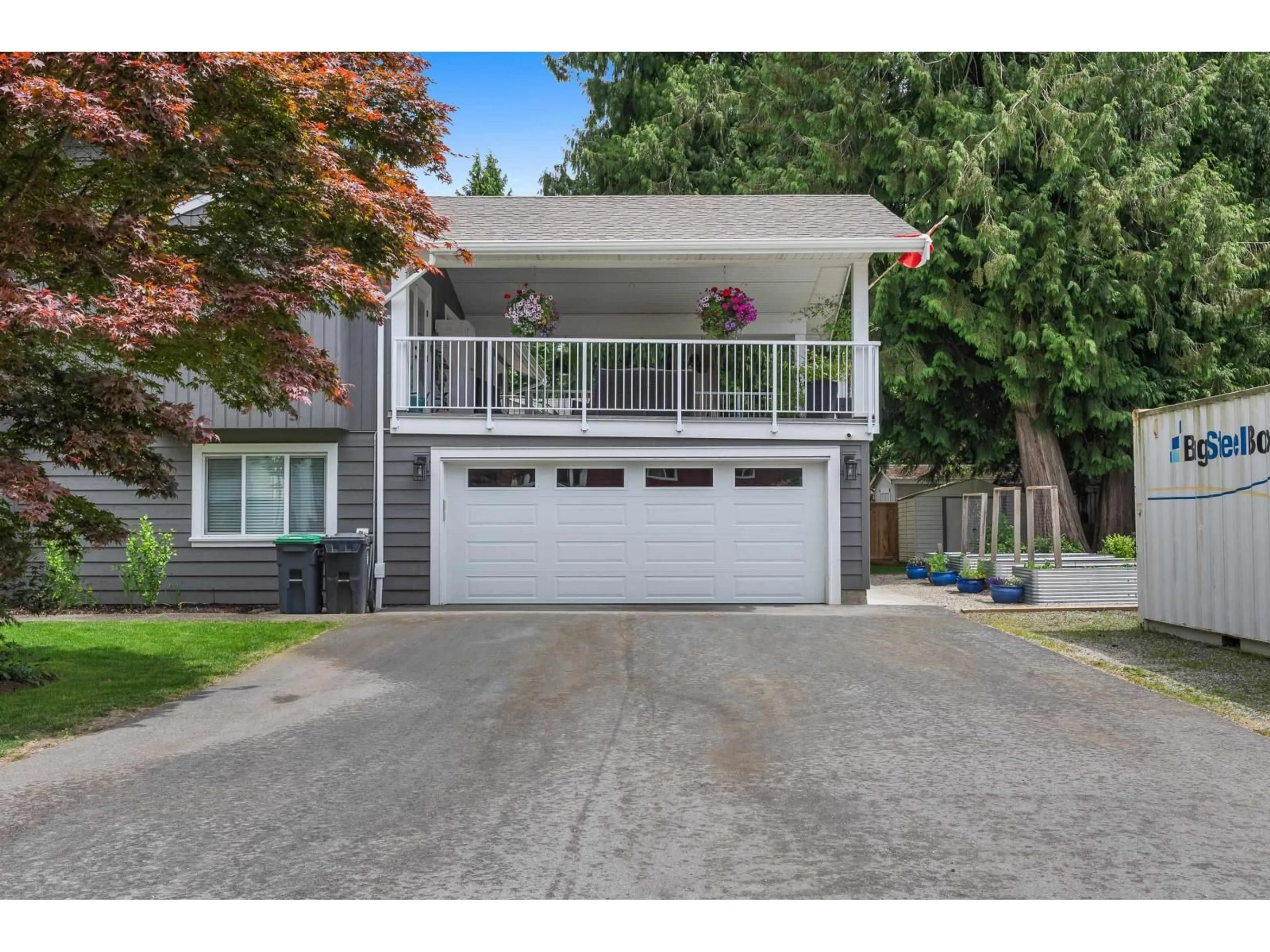 Home with vinyl exterior material, street for 20060 43A AVENUE, Langley British Columbia V2Z2R7