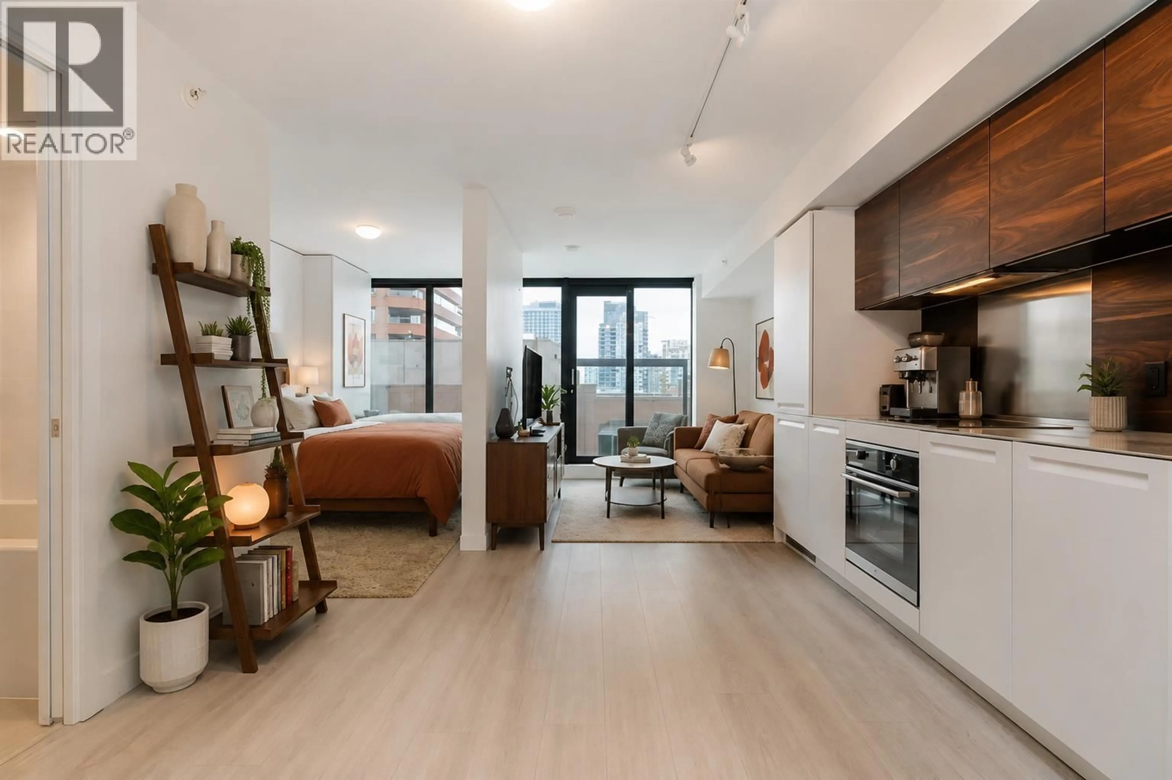 Living room with furniture, unknown for 1003 - 1133 HORNBY STREET, Vancouver British Columbia V6Z1W1