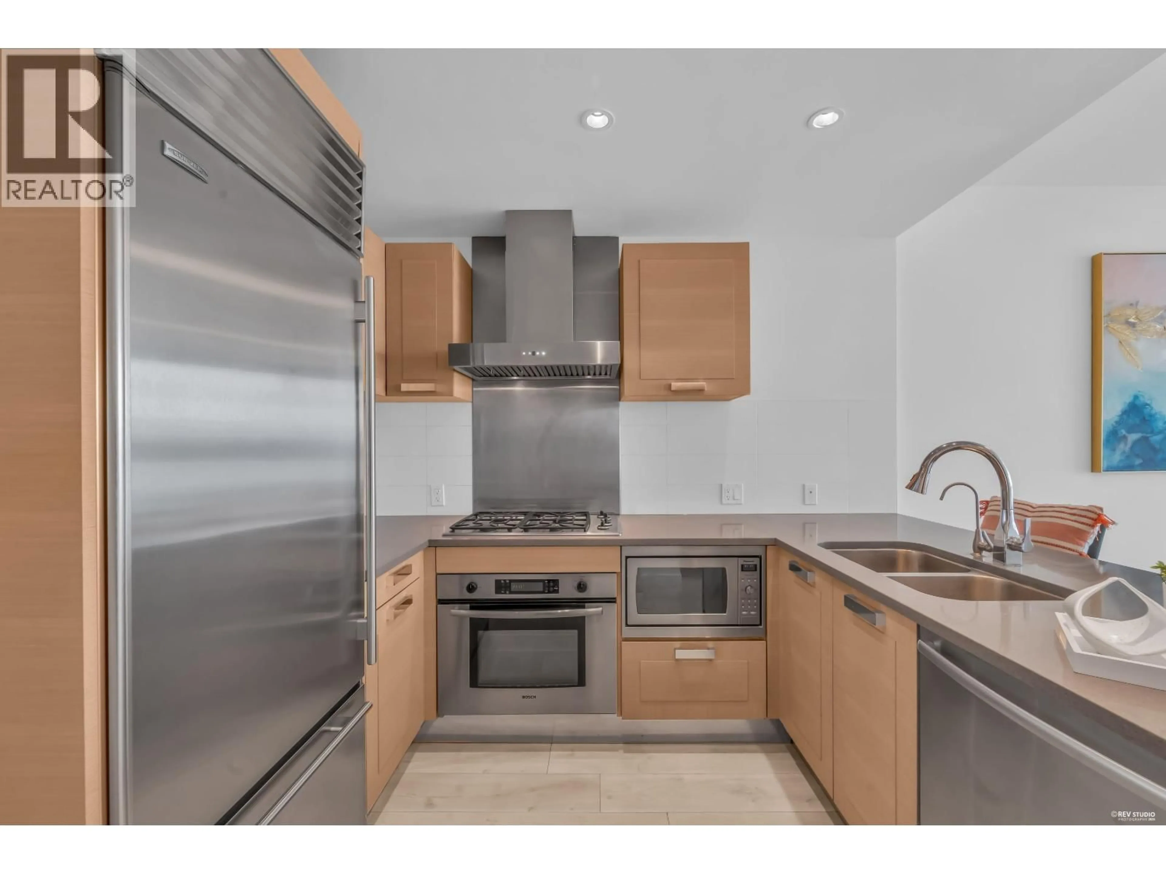 Standard kitchen, unknown for 819 - 8080 CAMBIE ROAD, Richmond British Columbia V6X0C1