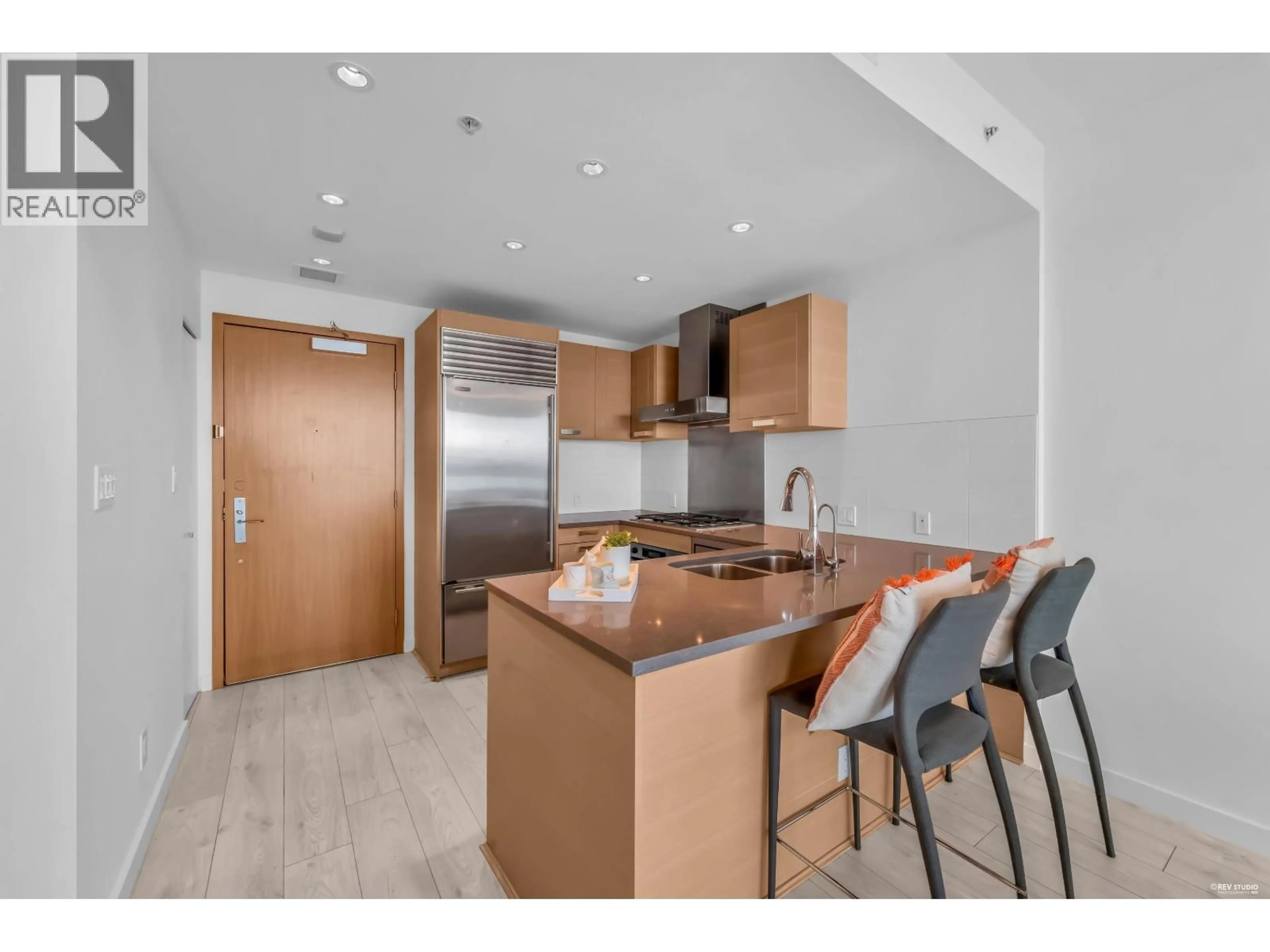 Open concept kitchen, unknown for 819 - 8080 CAMBIE ROAD, Richmond British Columbia V6X0C1