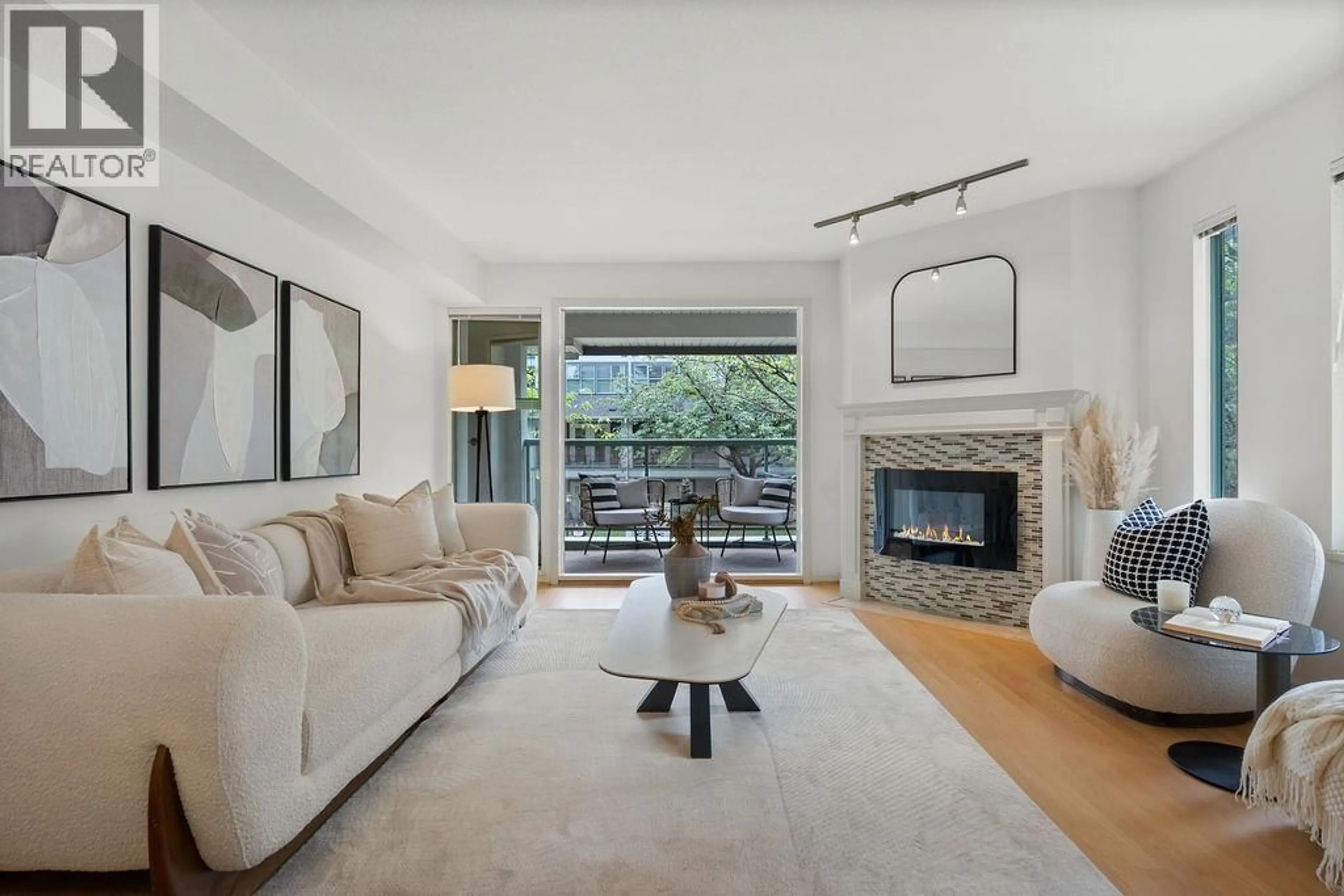 Living room with furniture, unknown for 209B - 7025 STRIDE AVENUE, Burnaby British Columbia V3N4Y1