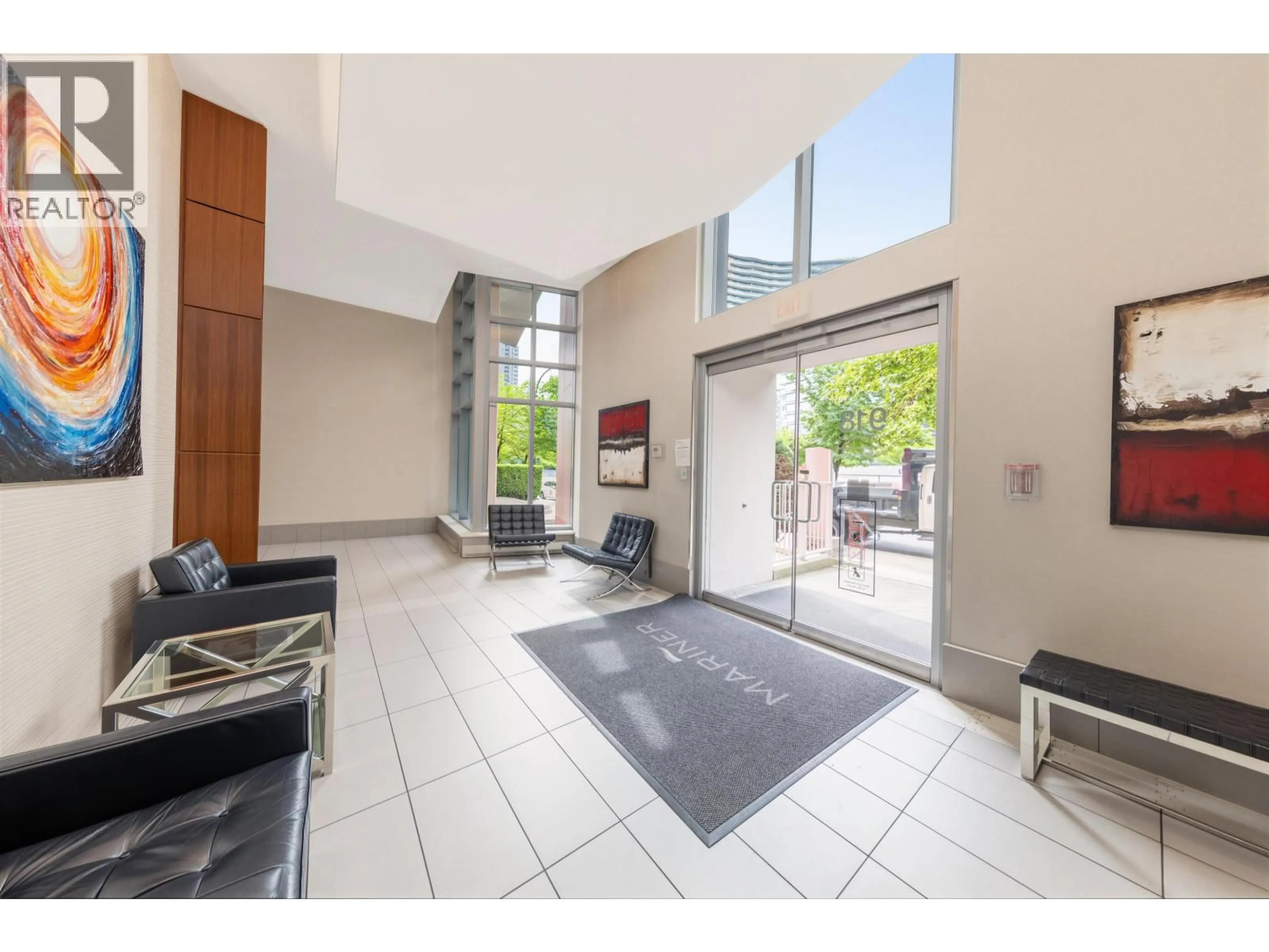 Indoor foyer for 1007 - 918 COOPERAGE WAY, Vancouver British Columbia V6B0A7