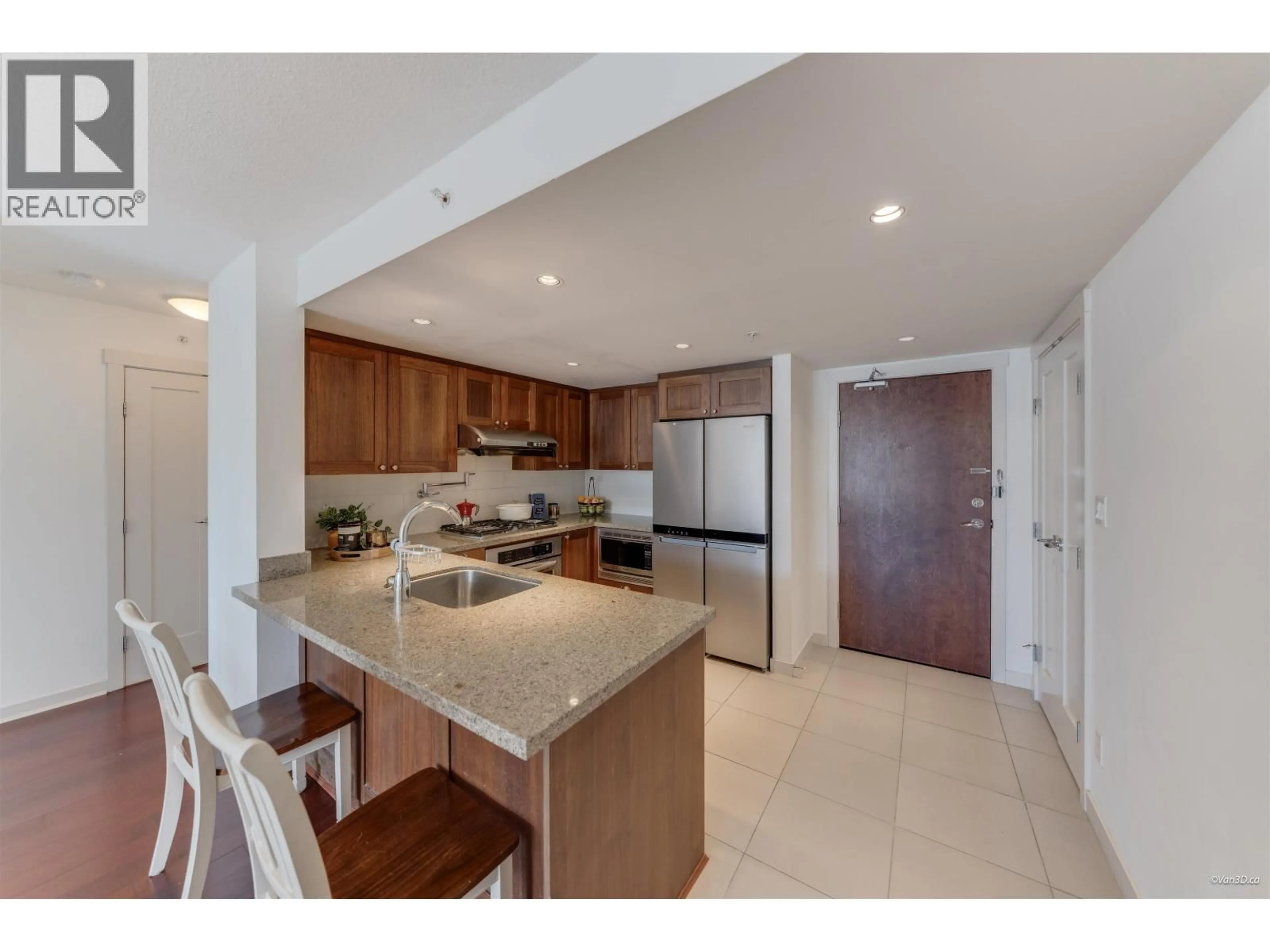 Open concept kitchen, ceramic/tile floor for 228 - 9373 HEMLOCK DRIVE, Richmond British Columbia V6Y0A9