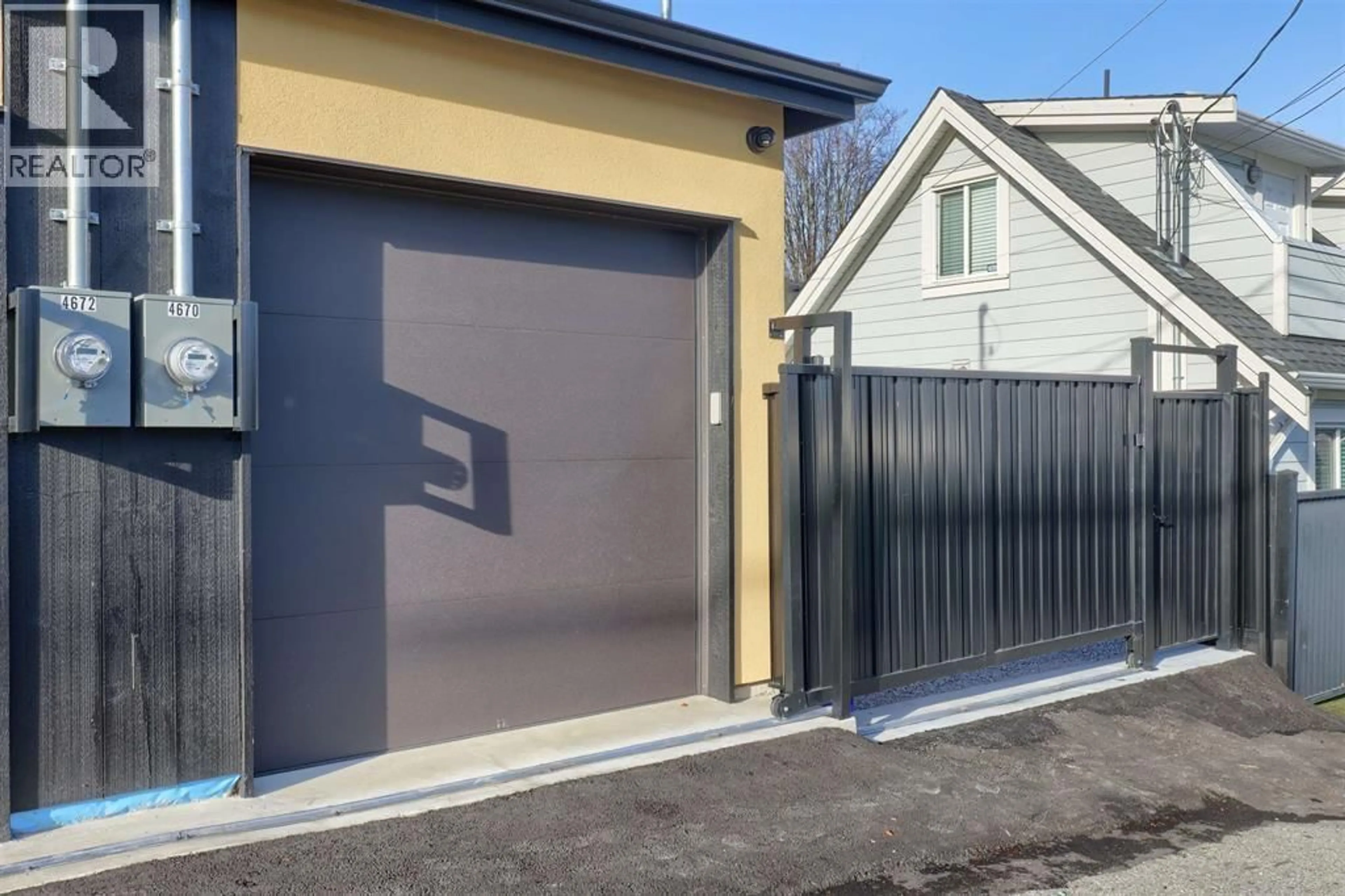 Indoor garage for 4670 TODD STREET, Vancouver British Columbia V5R3P8
