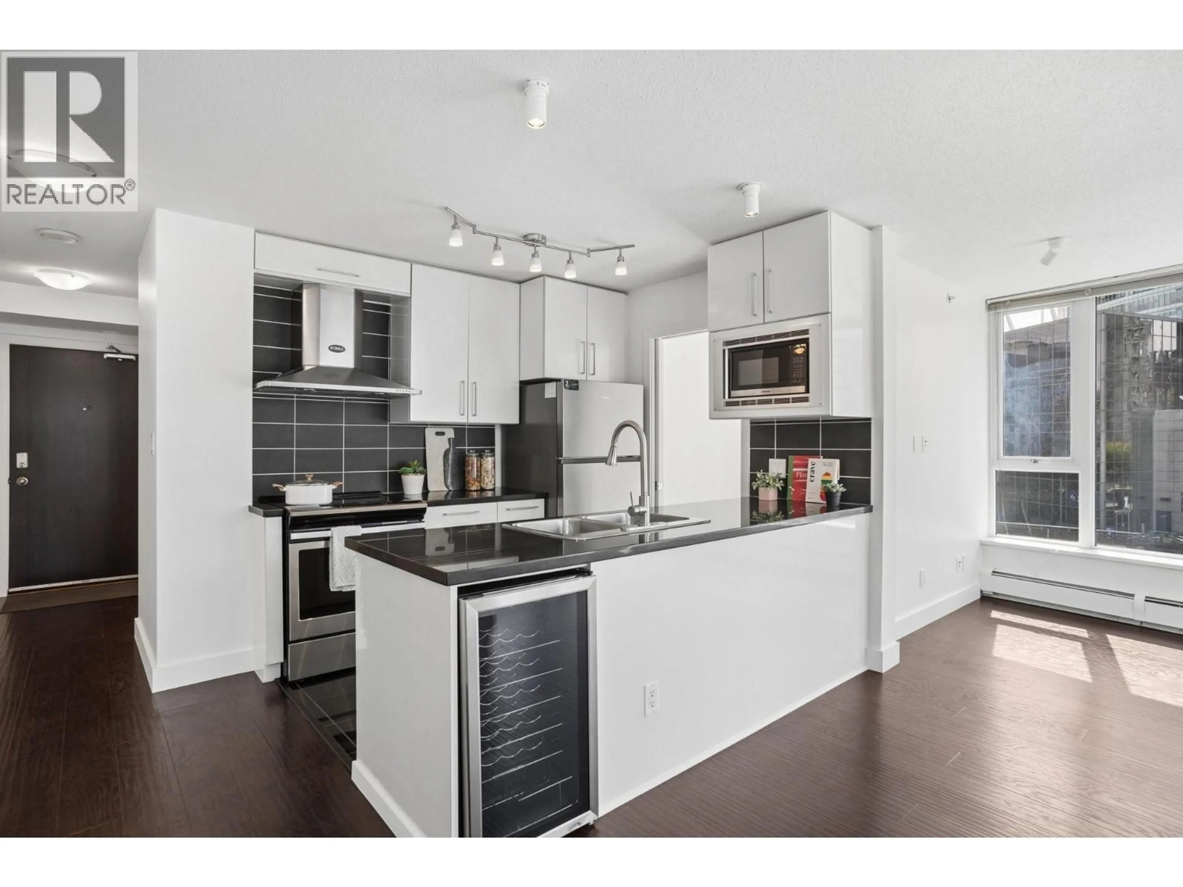 Open concept kitchen, unknown for 808 - 689 ABBOTT STREET, Vancouver British Columbia V6B0J2