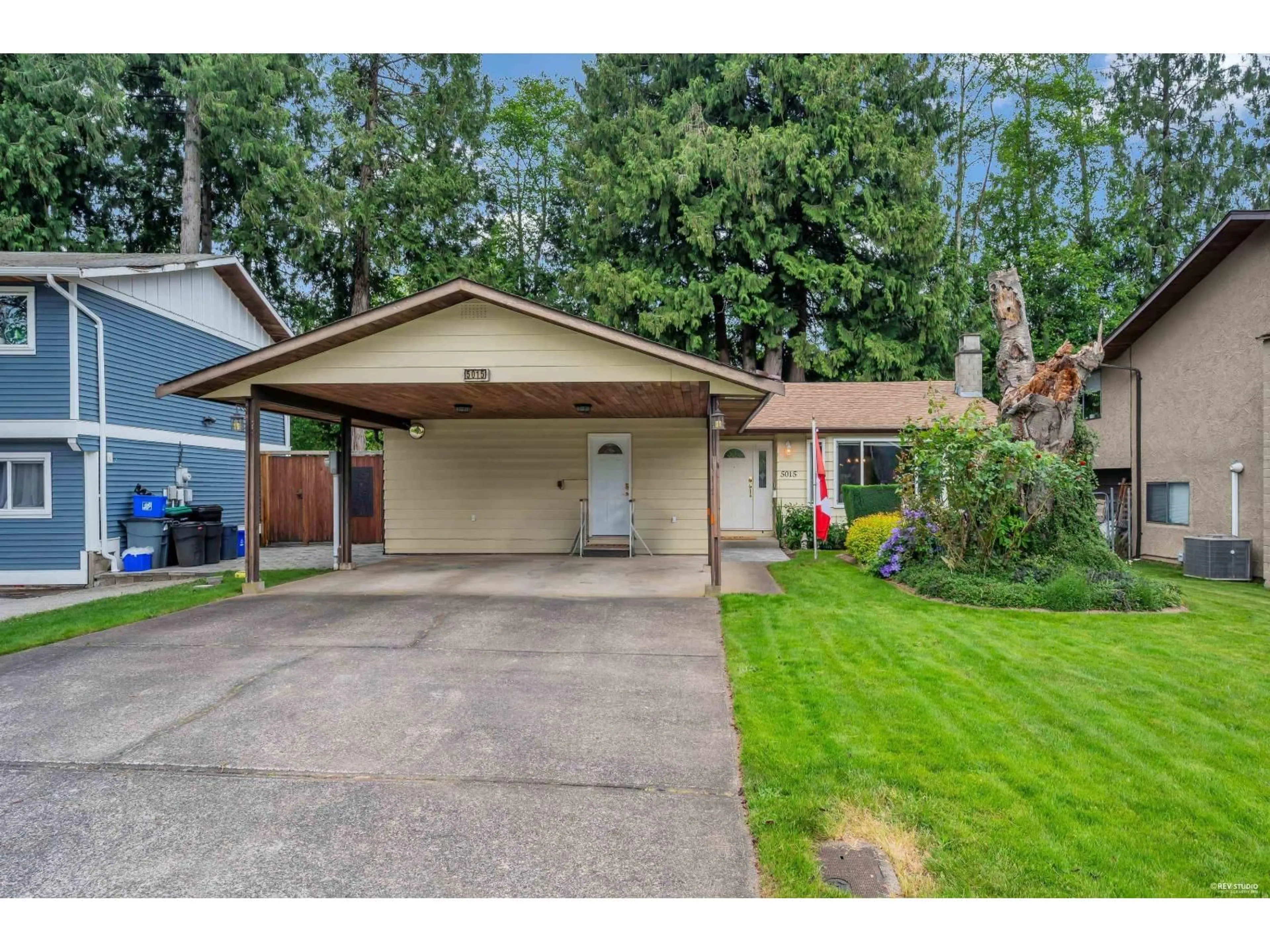 Unknown for 5015 204 STREET, Langley British Columbia V3A7J9