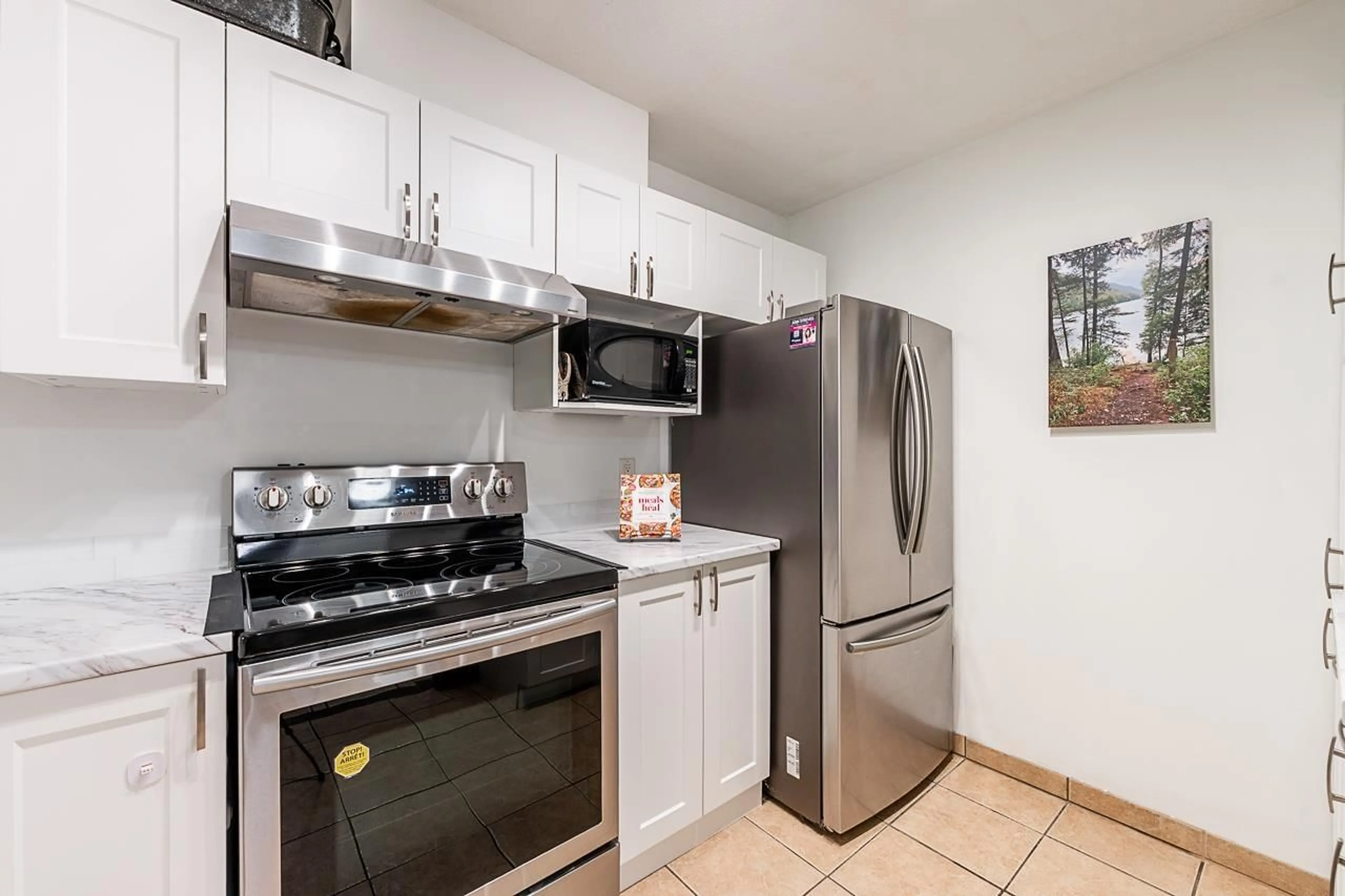 Standard kitchen, unknown for 136 - 27358 32 AVENUE, Langley British Columbia V4W3M5