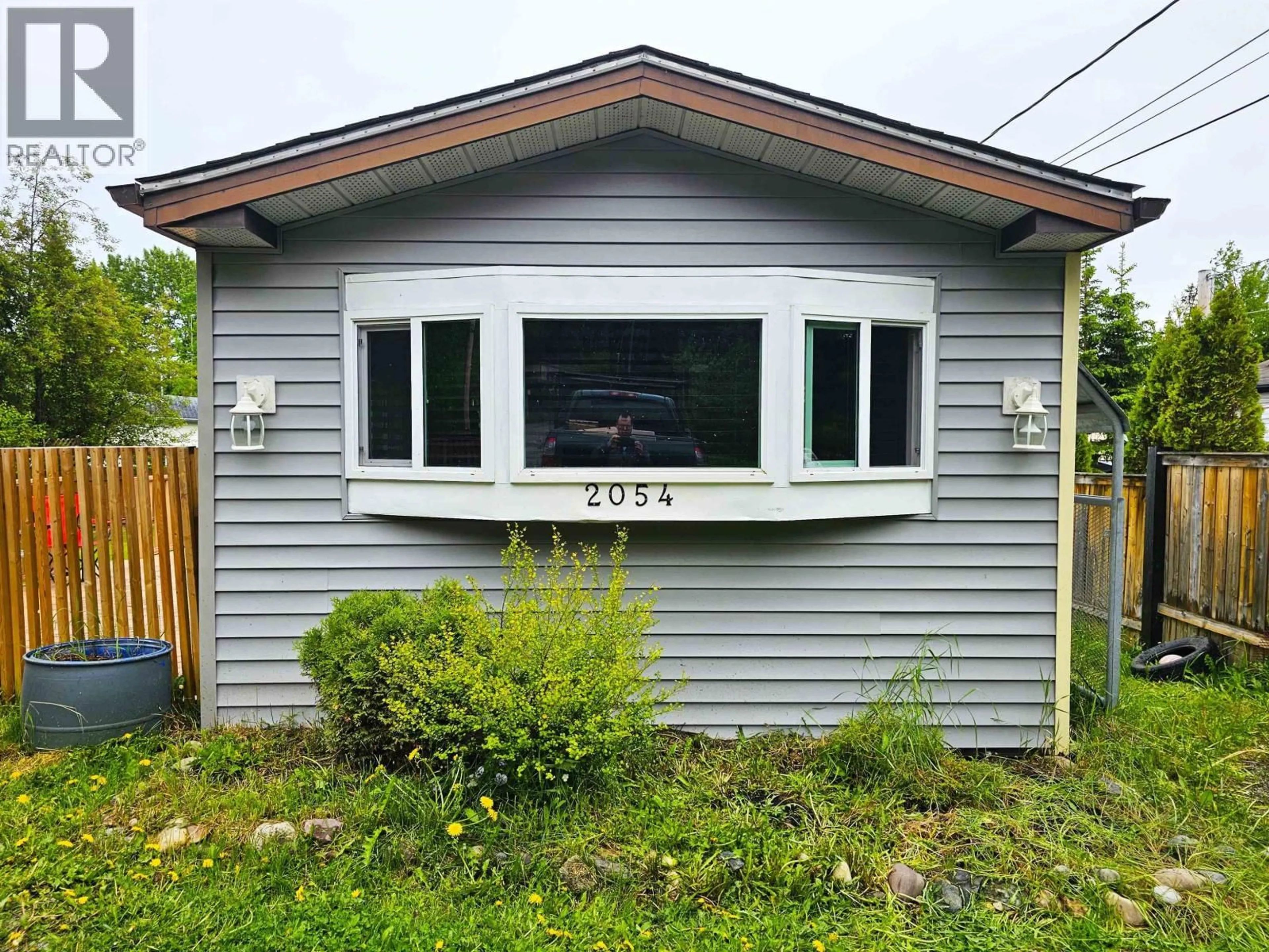 Home with vinyl exterior material, building for 2054 SOMMERVILLE ROAD, North Blackburn British Columbia V2N6T6