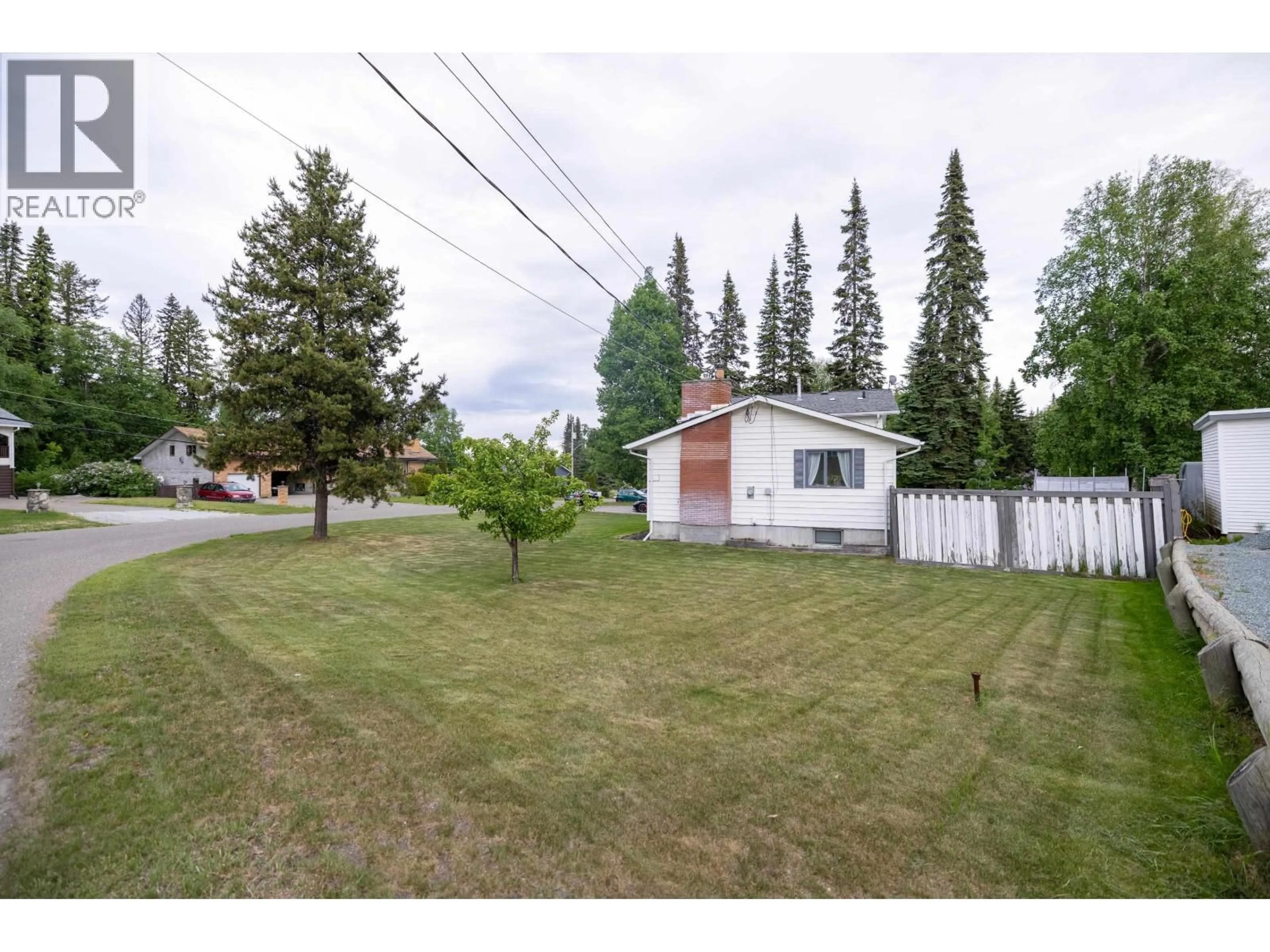 A pic from outside/outdoor area/front of a property/back of a property/a pic from drone, street for 4327 MONTGOMERY CRESCENT, Prince George British Columbia V2K2E4