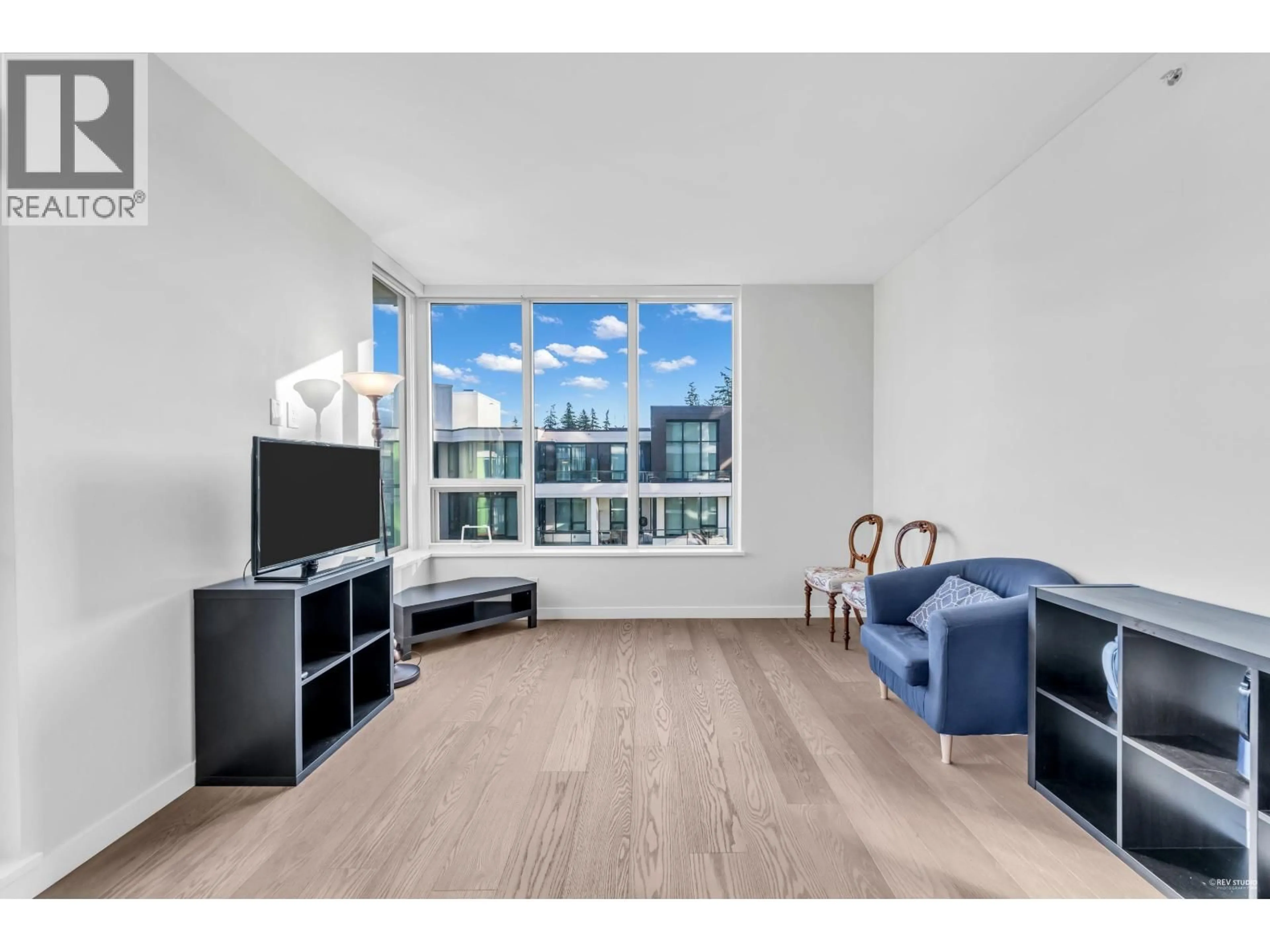 Living room with furniture, unknown for 606 - 3533 ROSS DRIVE, Vancouver British Columbia V6S0L3