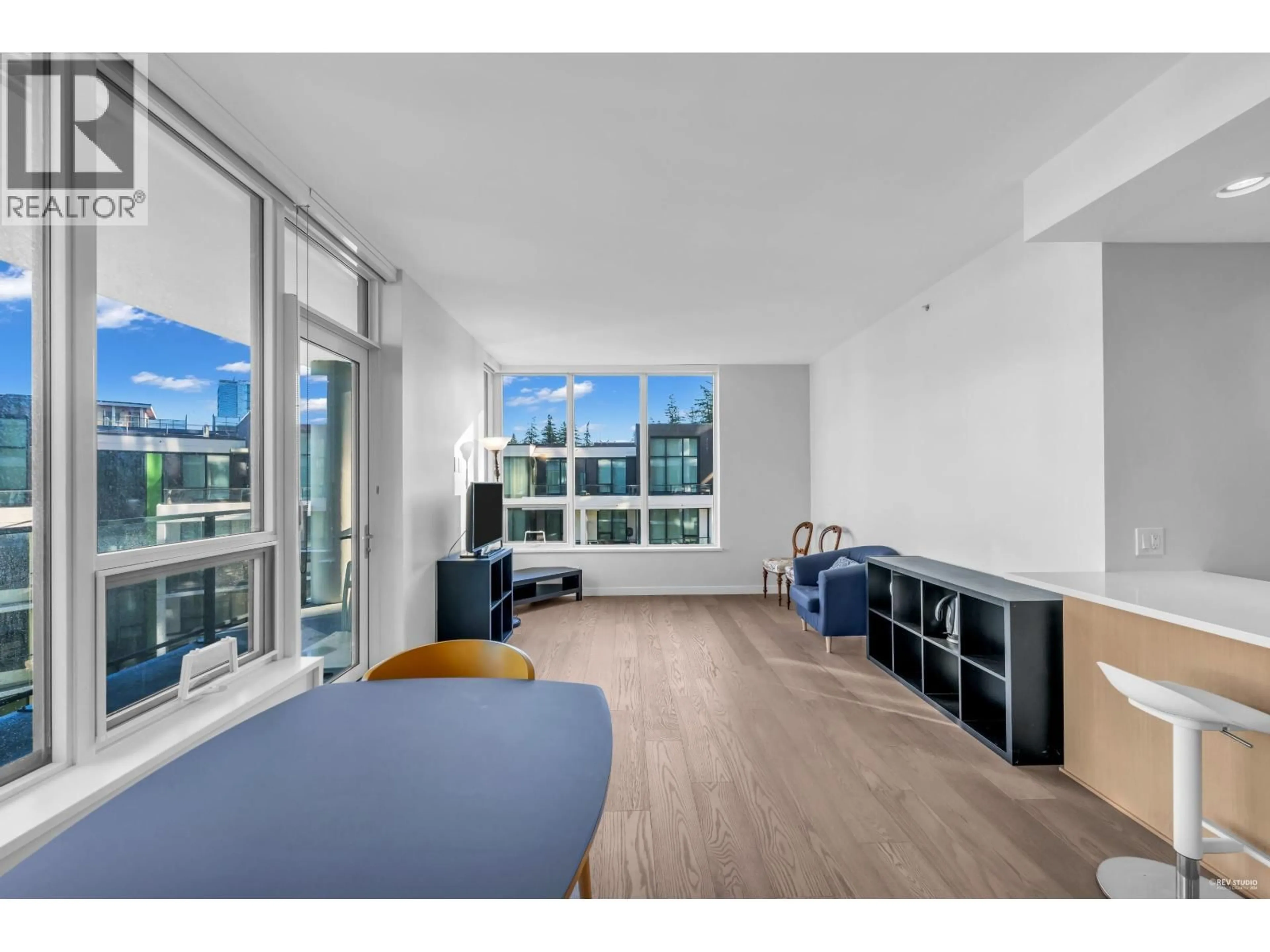 A pic of a room for 606 - 3533 ROSS DRIVE, Vancouver British Columbia V6S0L3