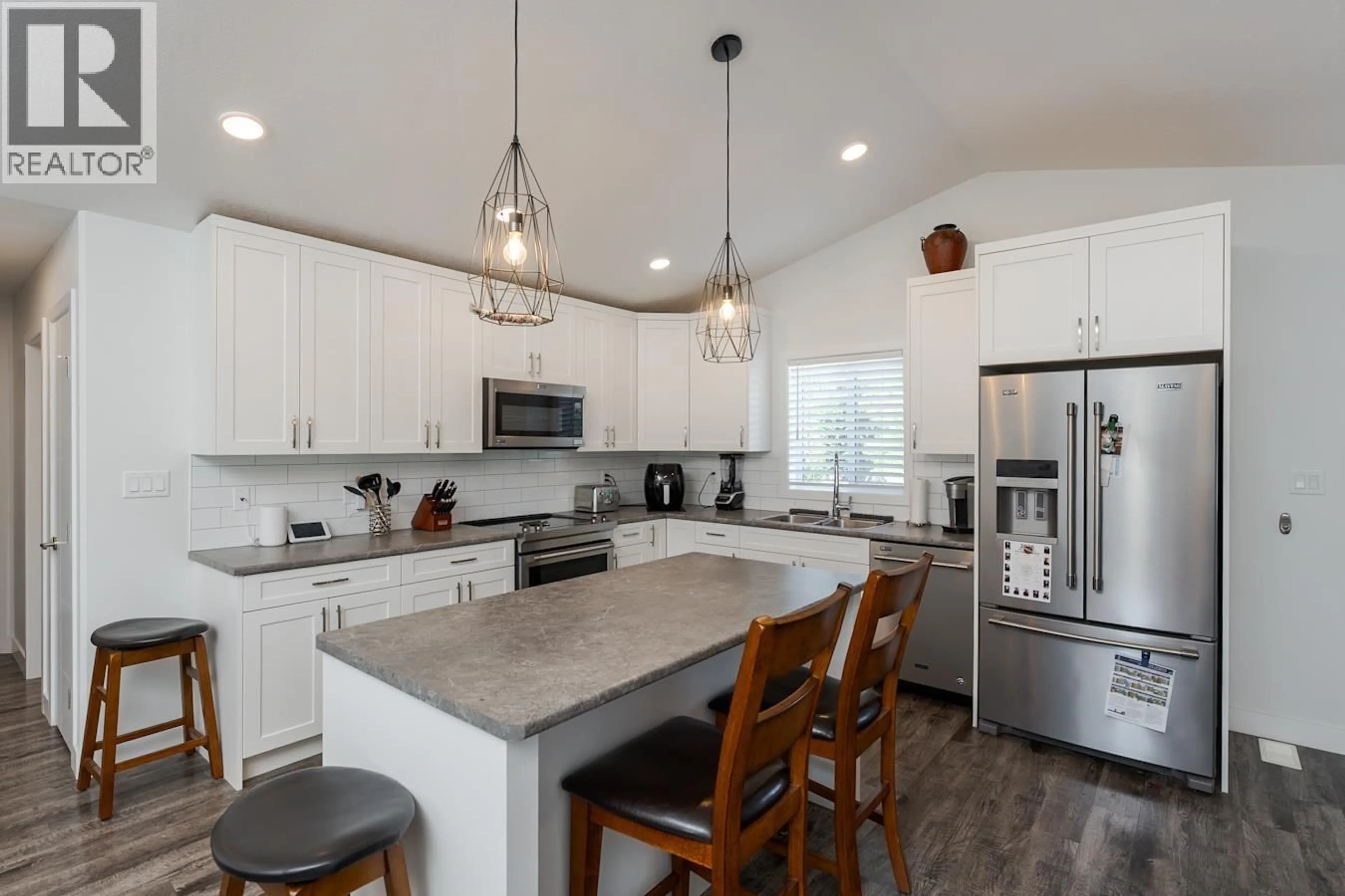 Open concept kitchen, unknown for 7034 HILLU ROAD, Prince George British Columbia V2K0B4
