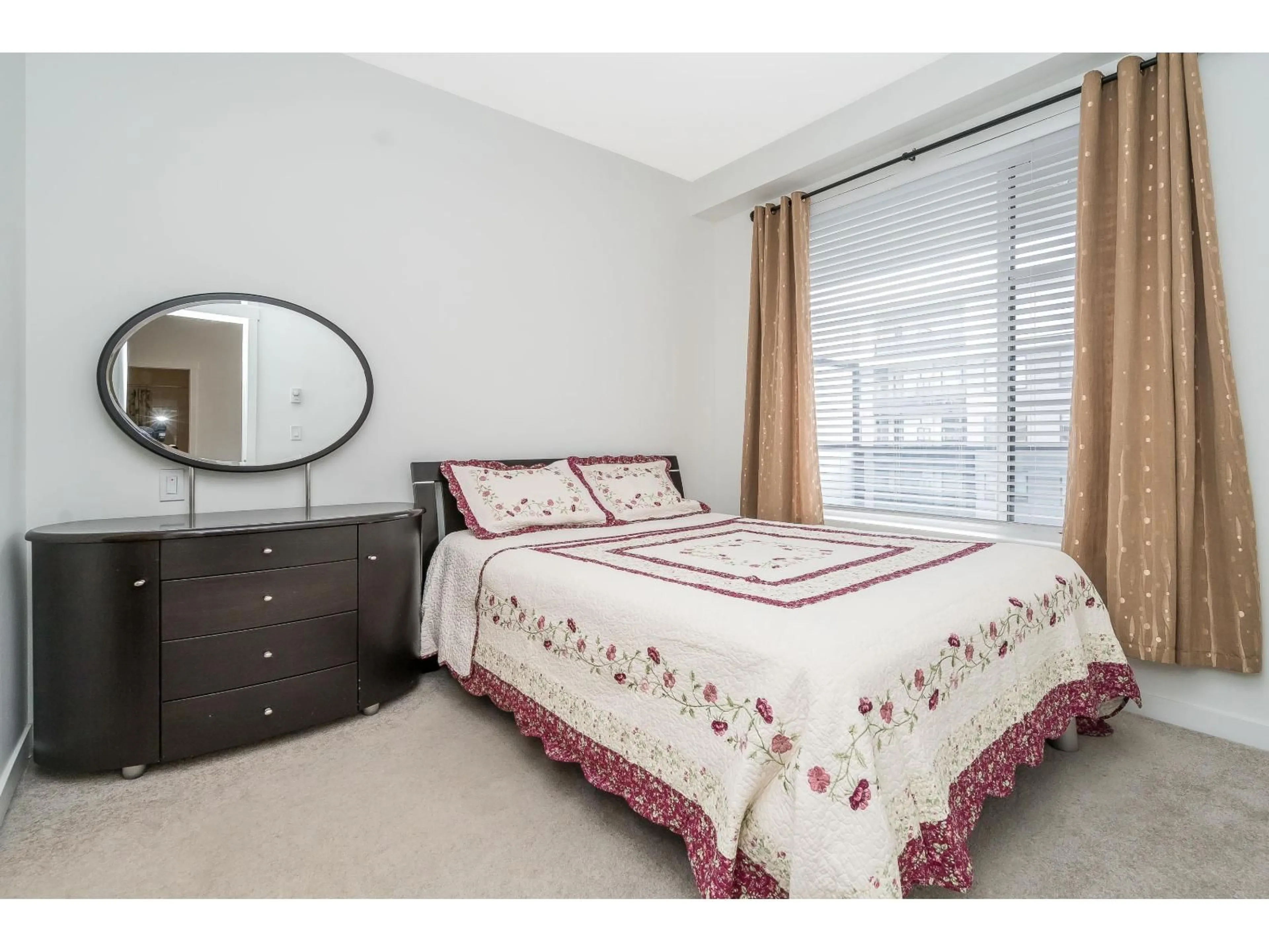 Bedroom with bed, unknown for 405 - 15835 85 AVENUE, Surrey British Columbia V4N6W6