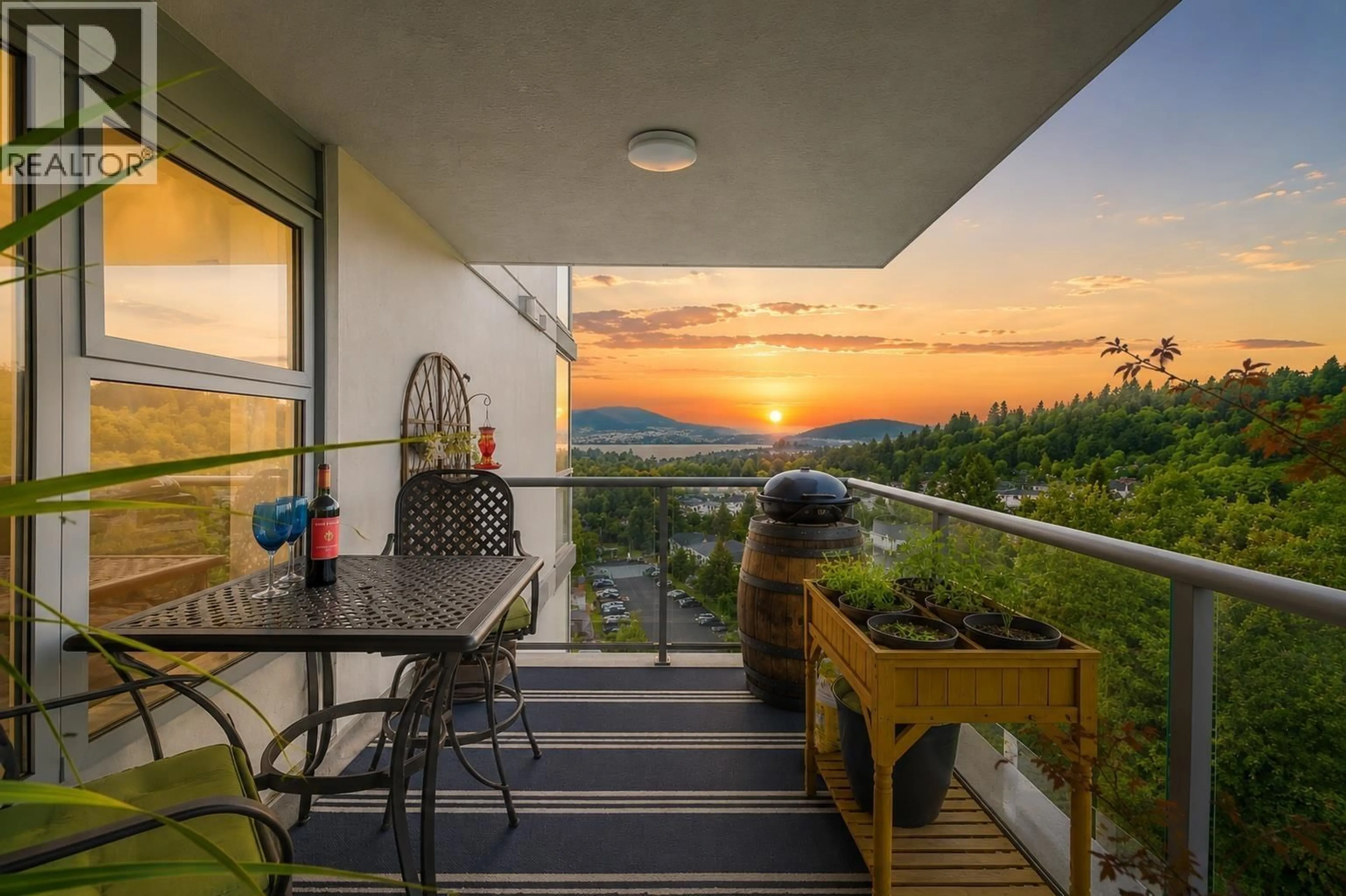 Balcony in the apartment, mountain view for 1601 - 290 NEWPORT DRIVE, Port Moody British Columbia V3H5N2
