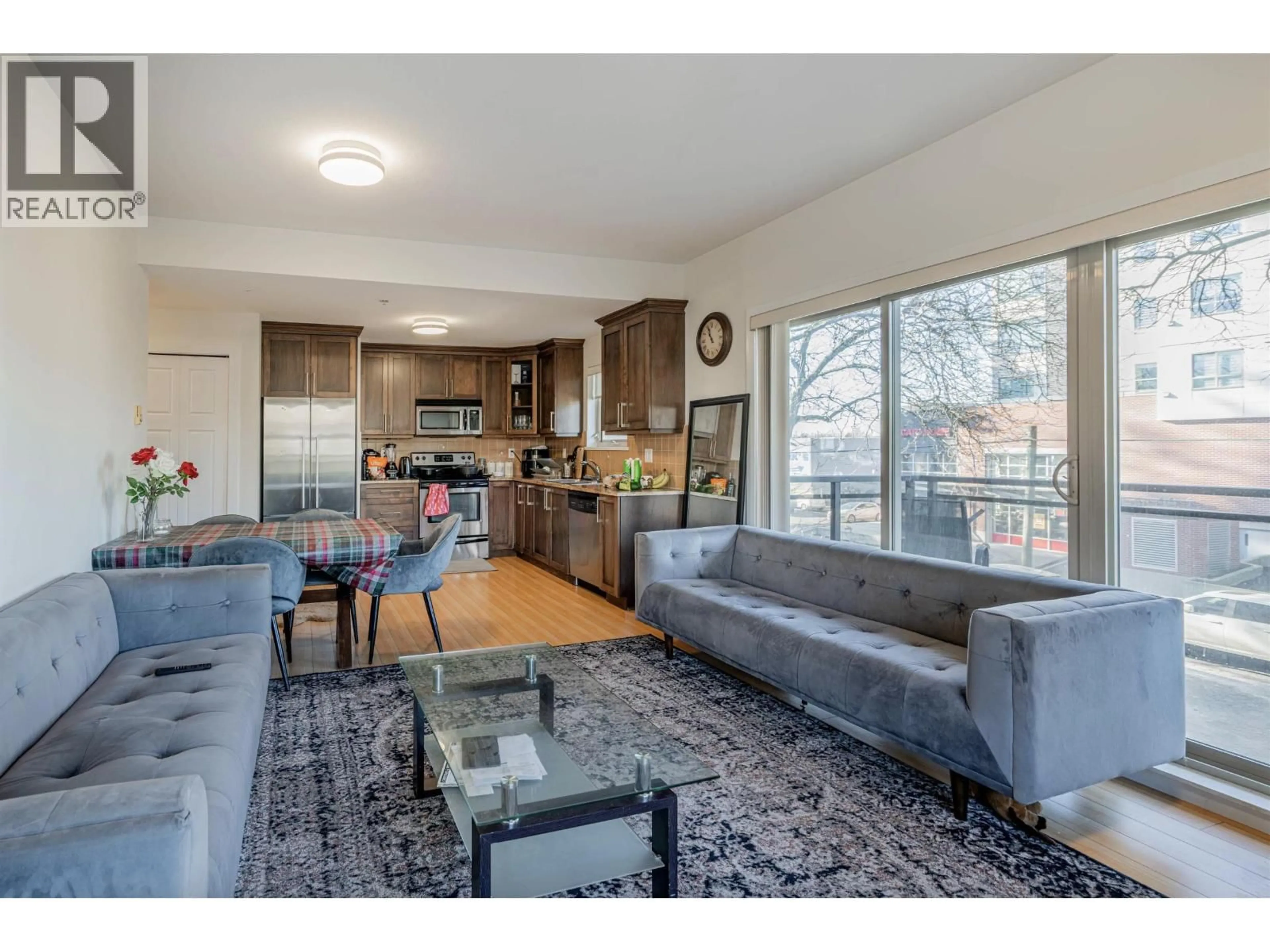 Living room with furniture, unknown for 203 - 1988 SUFFOLK AVENUE, Port Coquitlam British Columbia V3B1H2