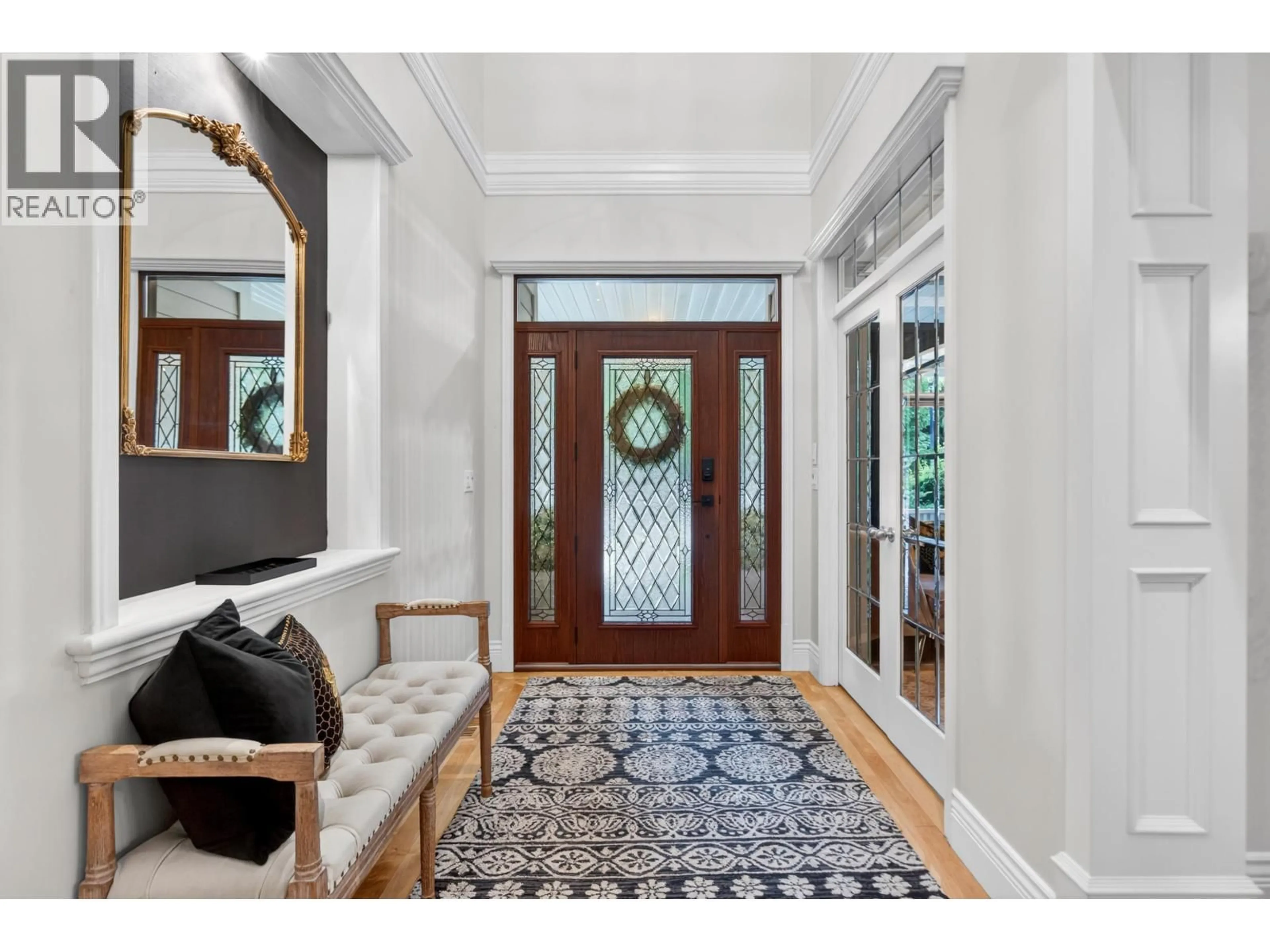 Indoor entryway for 10505 BAKER PLACE, Maple Ridge British Columbia V2W2C2