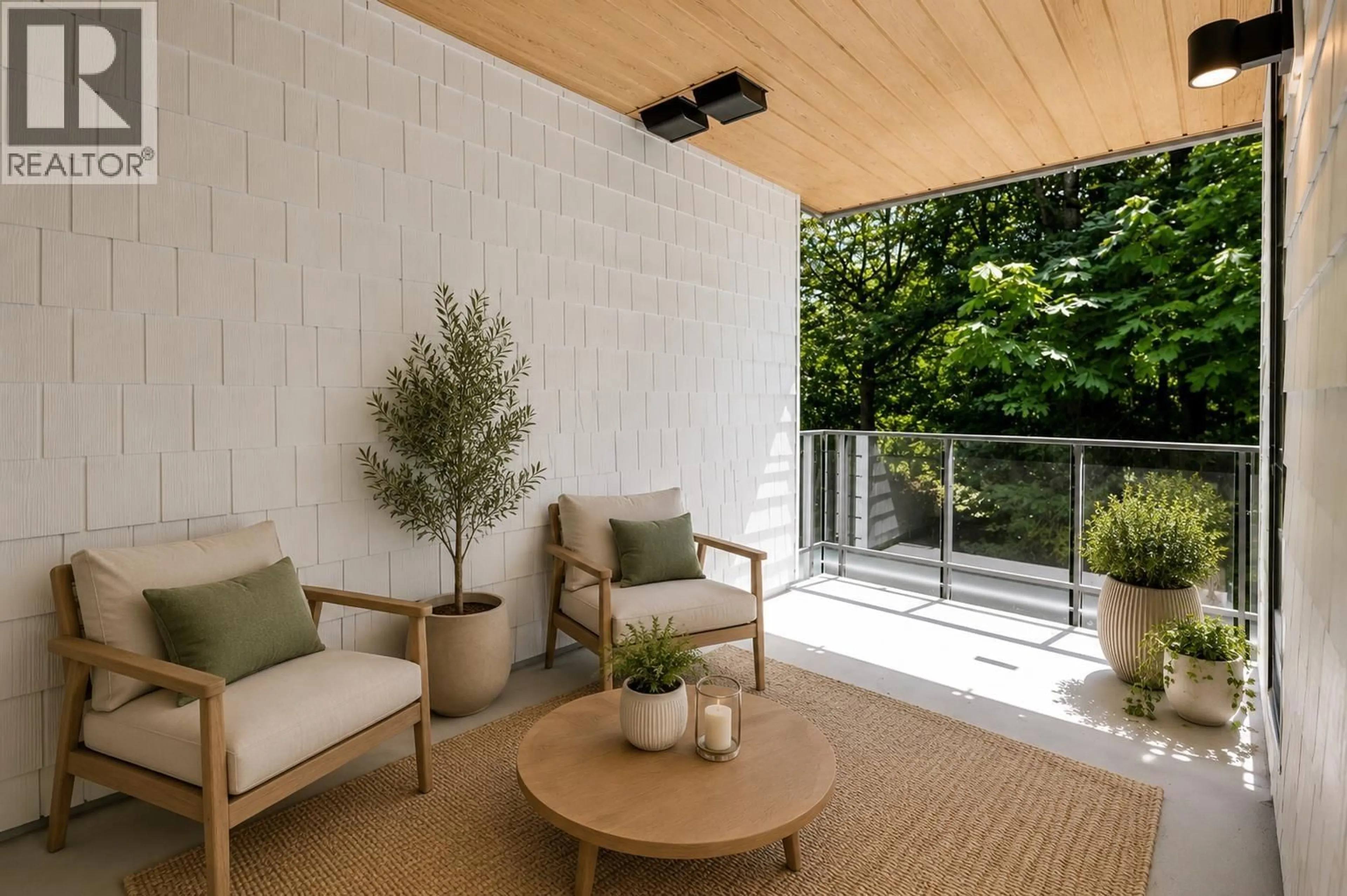 Patio, street for 424 - 1500 SCOTT CRESCENT, Squamish British Columbia V8B1G5