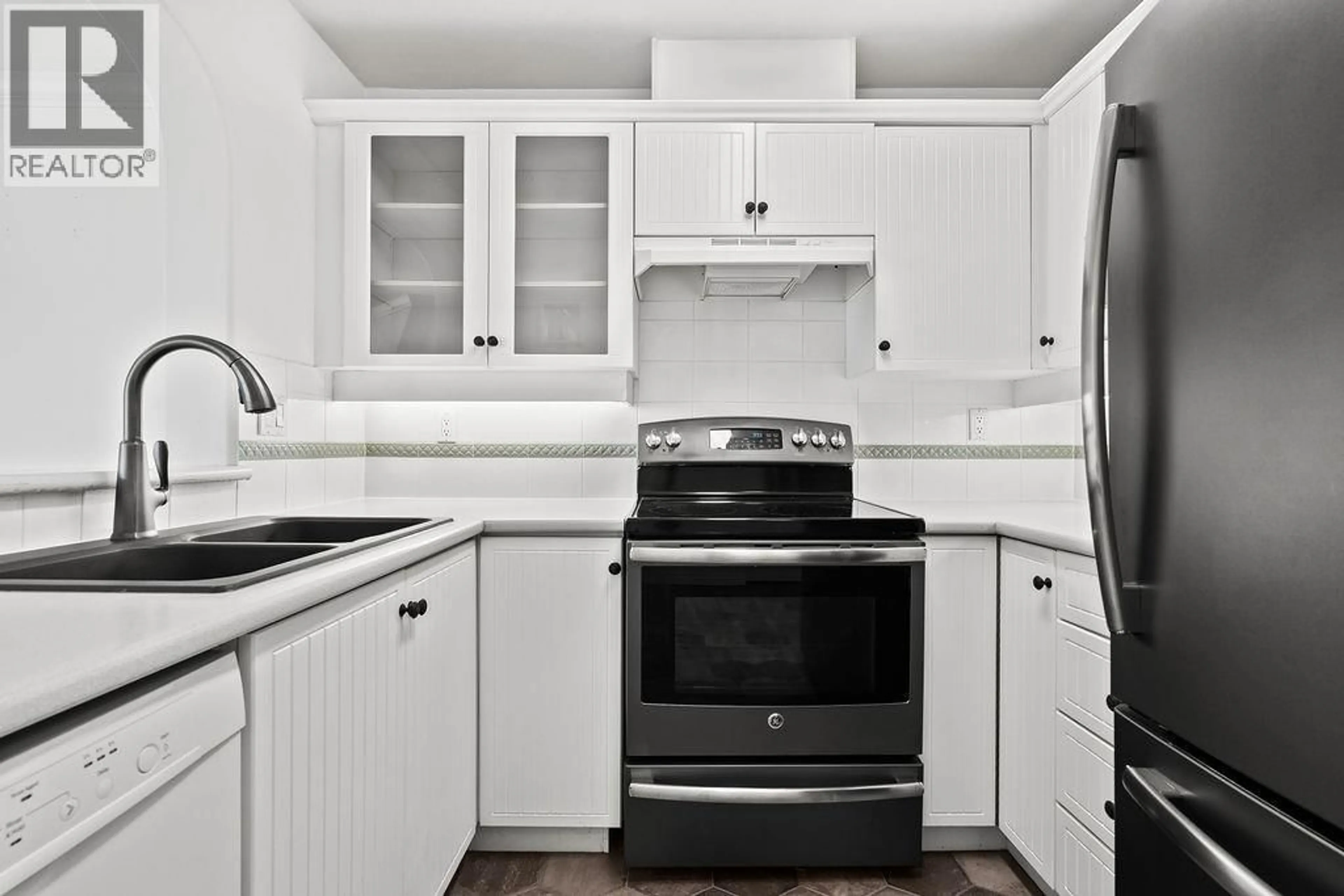 Standard kitchen, unknown for 326 - 12633 NO. 2 ROAD, Richmond British Columbia V7E6N5