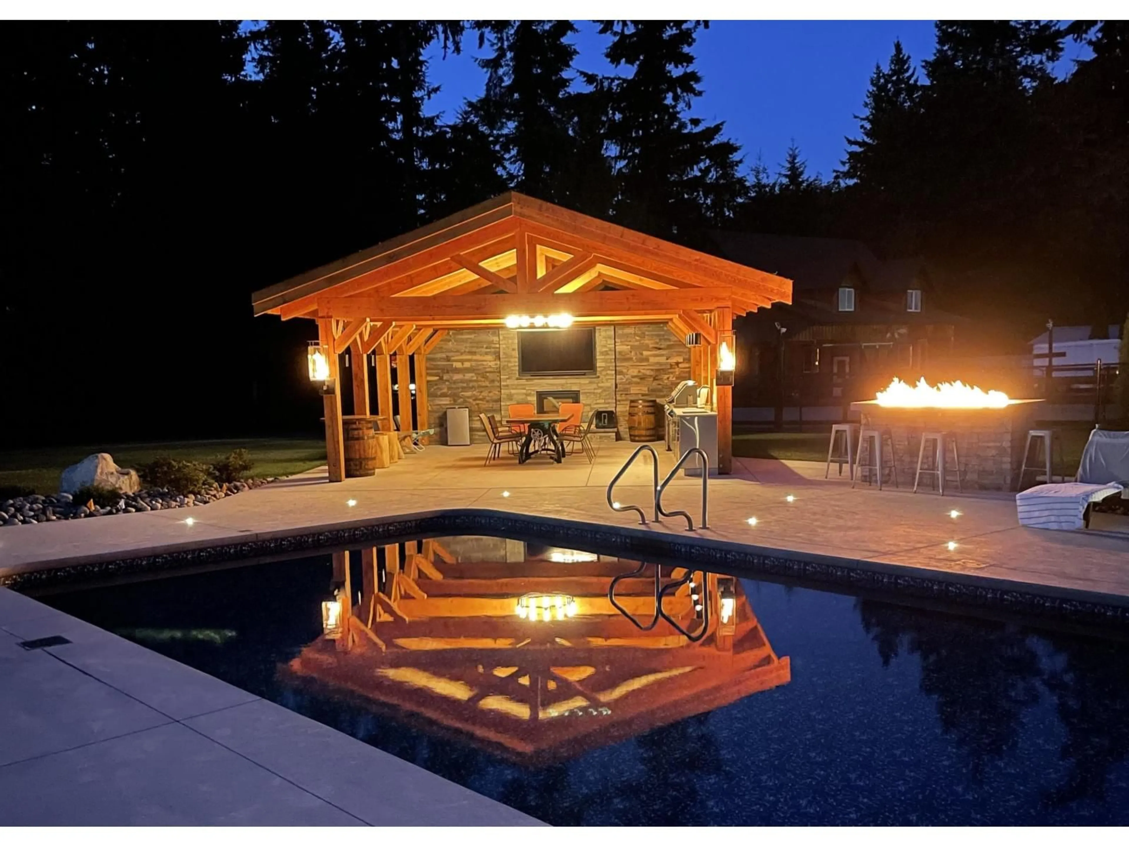 Patio, water/lake/river/ocean view for 23461 50 AVENUE, Langley British Columbia V2Z2S7