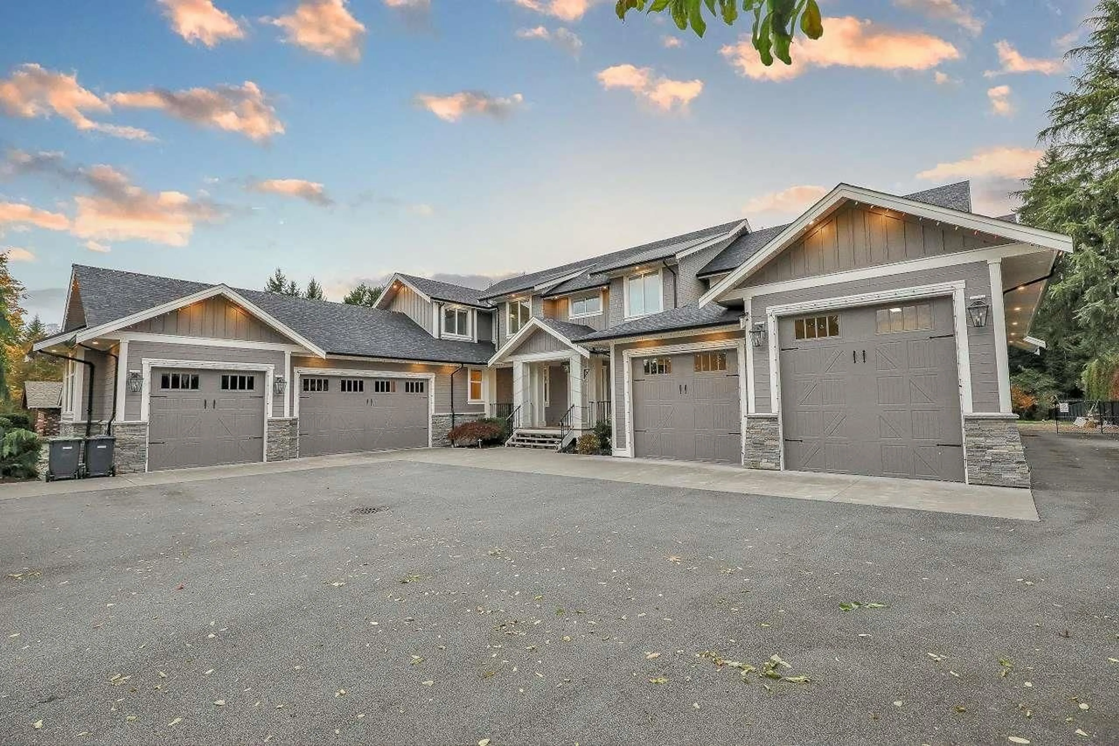 Unknown for 23461 50 AVENUE, Langley British Columbia V2Z2S7