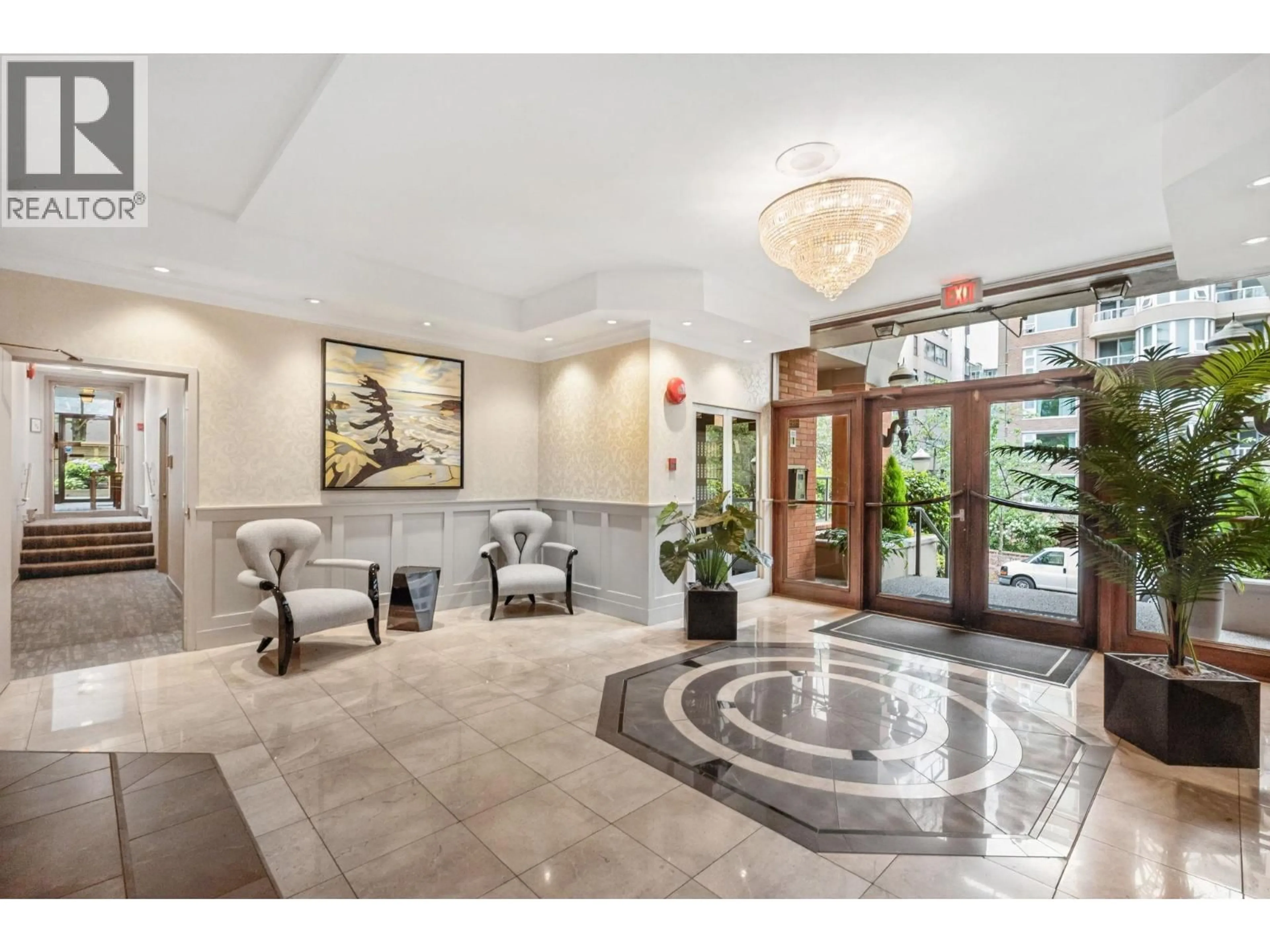 Indoor foyer for 204 - 1860 ROBSON STREET, Vancouver British Columbia V6G3C1