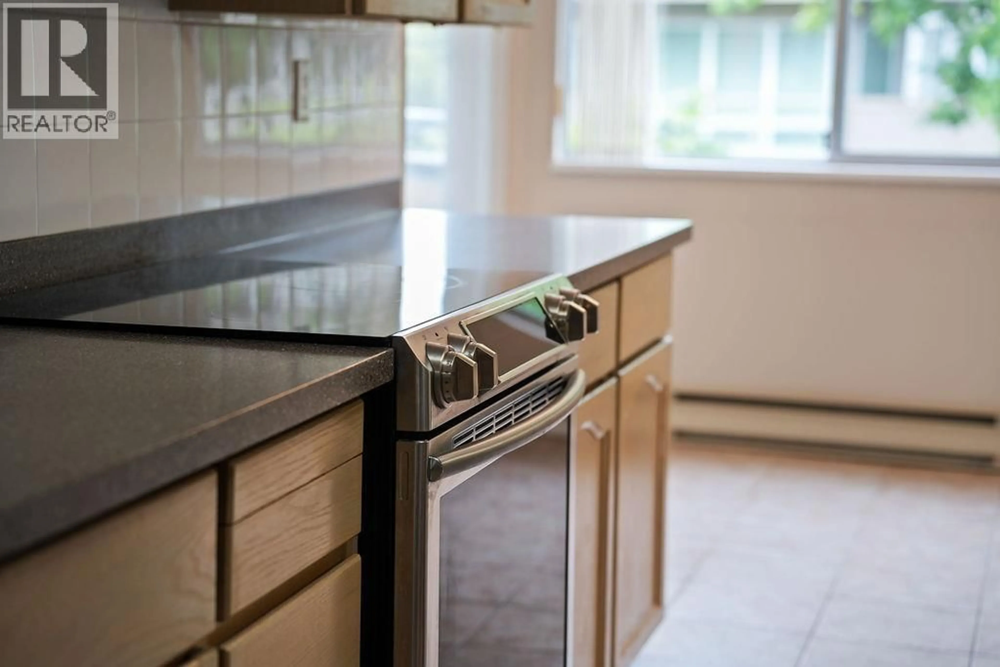 Standard kitchen, unknown for 258 - 8600 LANSDOWNE ROAD, Richmond British Columbia V6X3L6