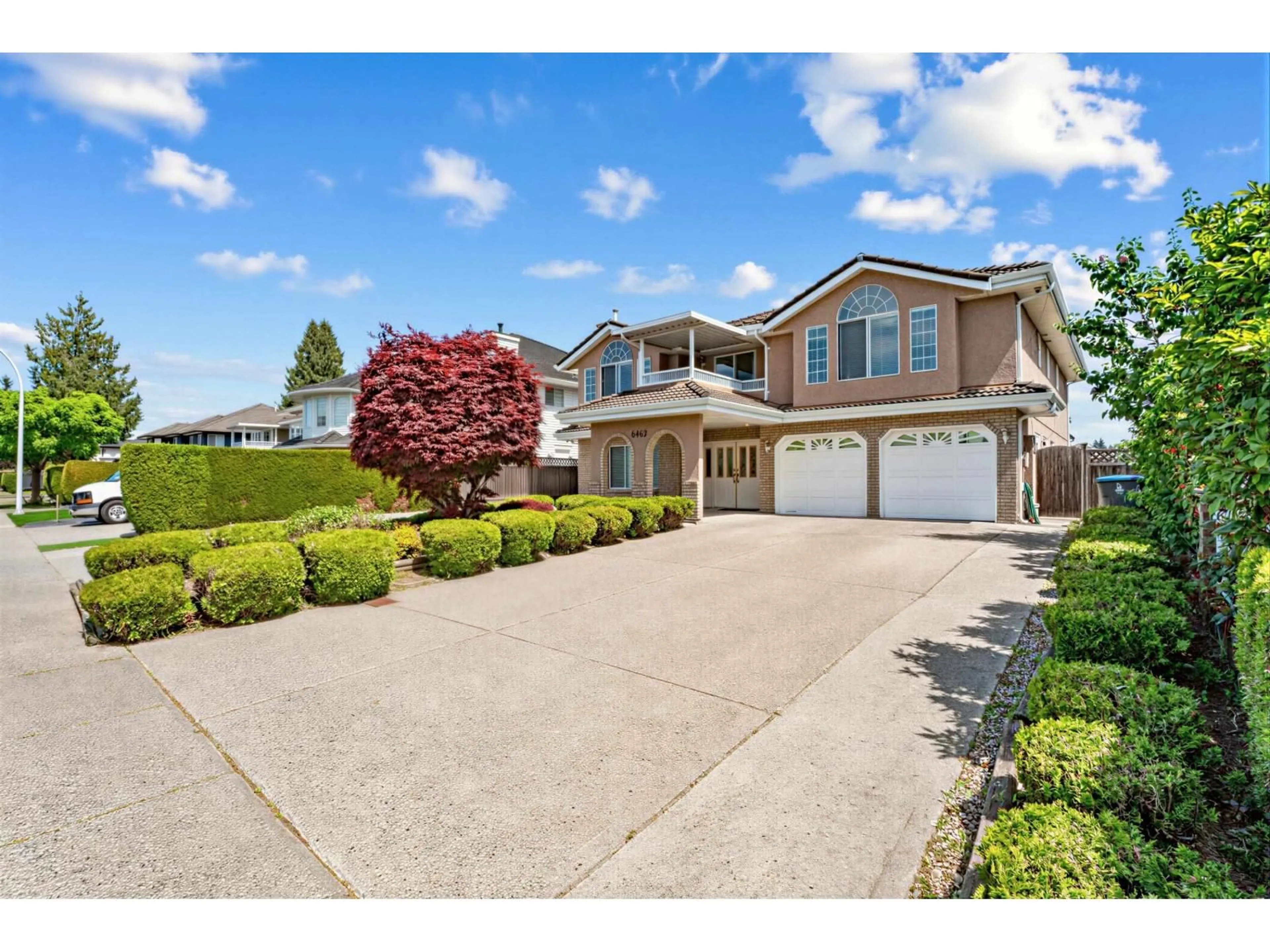 Home with vinyl exterior material, street for 6462 122 STREET, Surrey British Columbia V3W3R8
