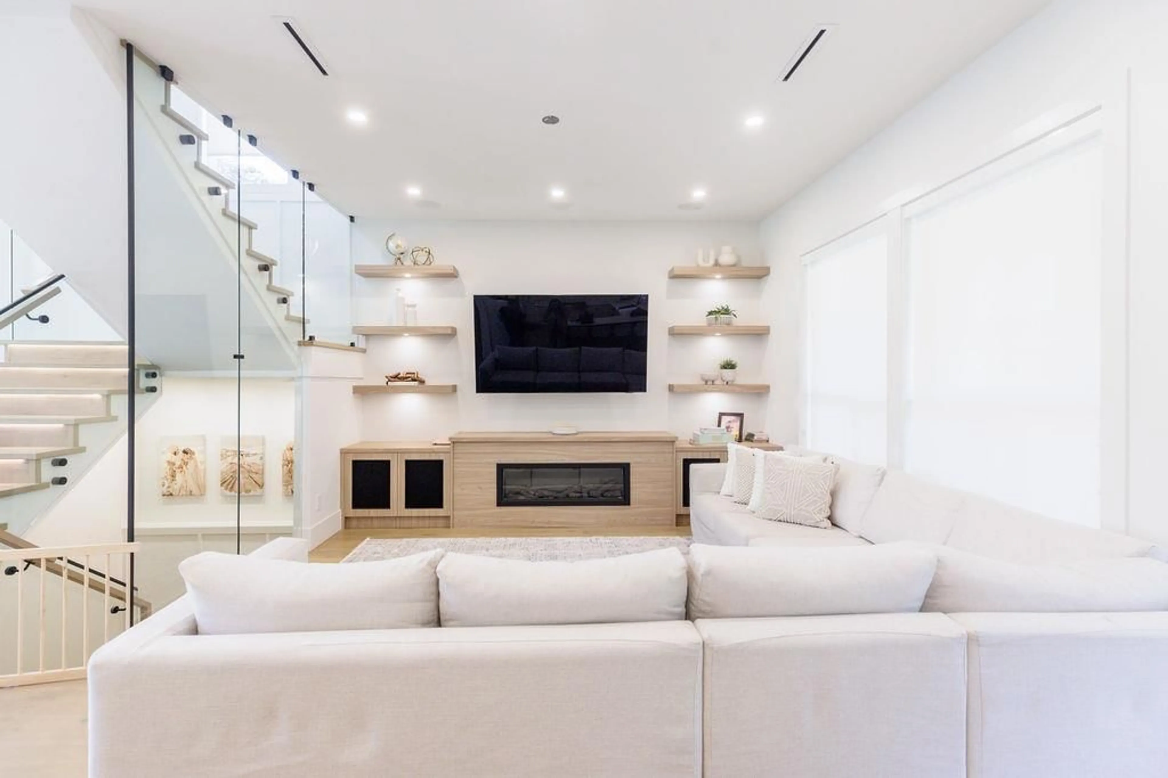 Home theater for 7002 BREWSTER DRIVE WEST, Delta British Columbia V4E1V1