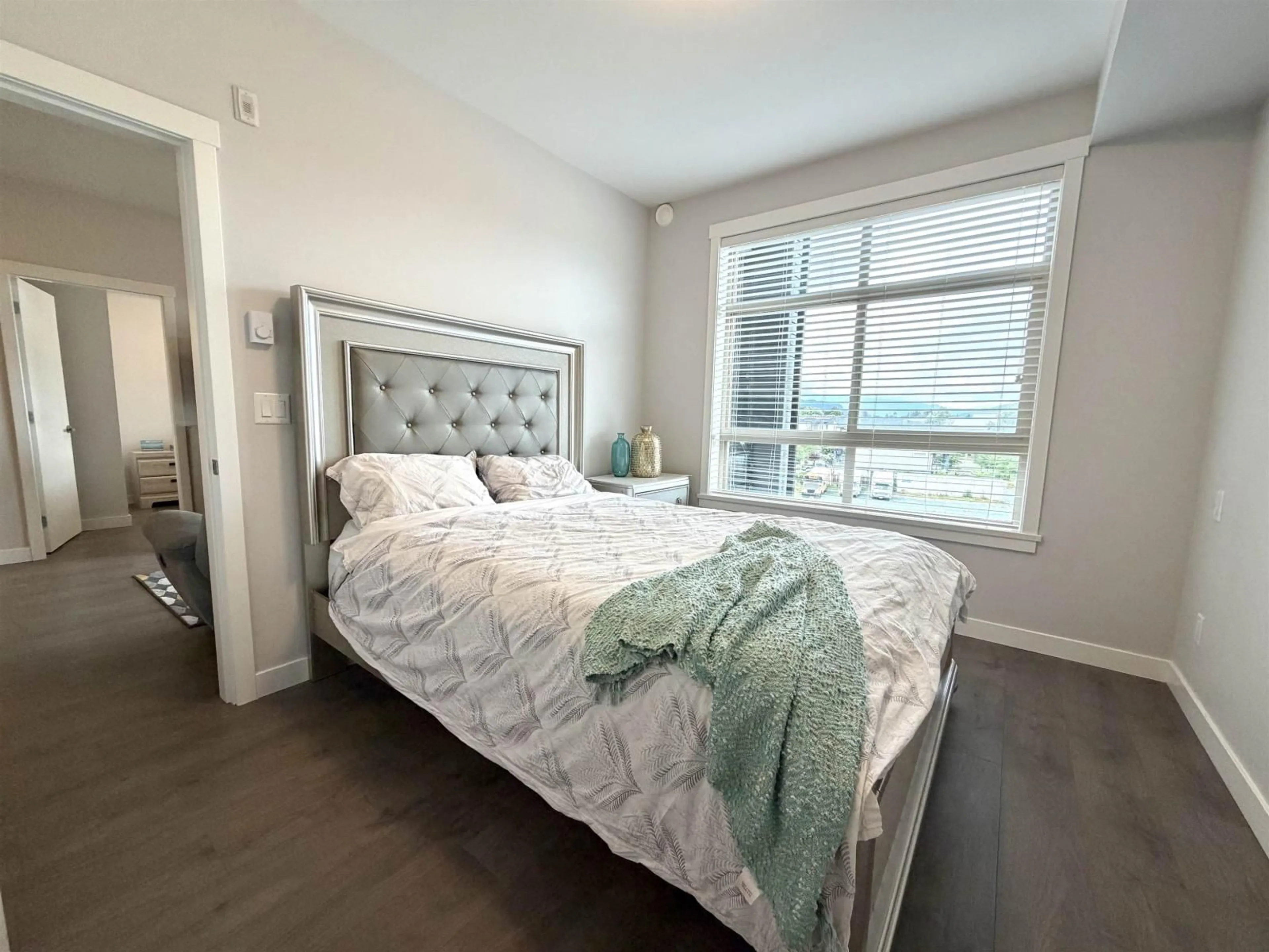 Bedroom with bed, unknown for 403 - 45562 AIRPORT ROAD, Chilliwack British Columbia V2P0J8