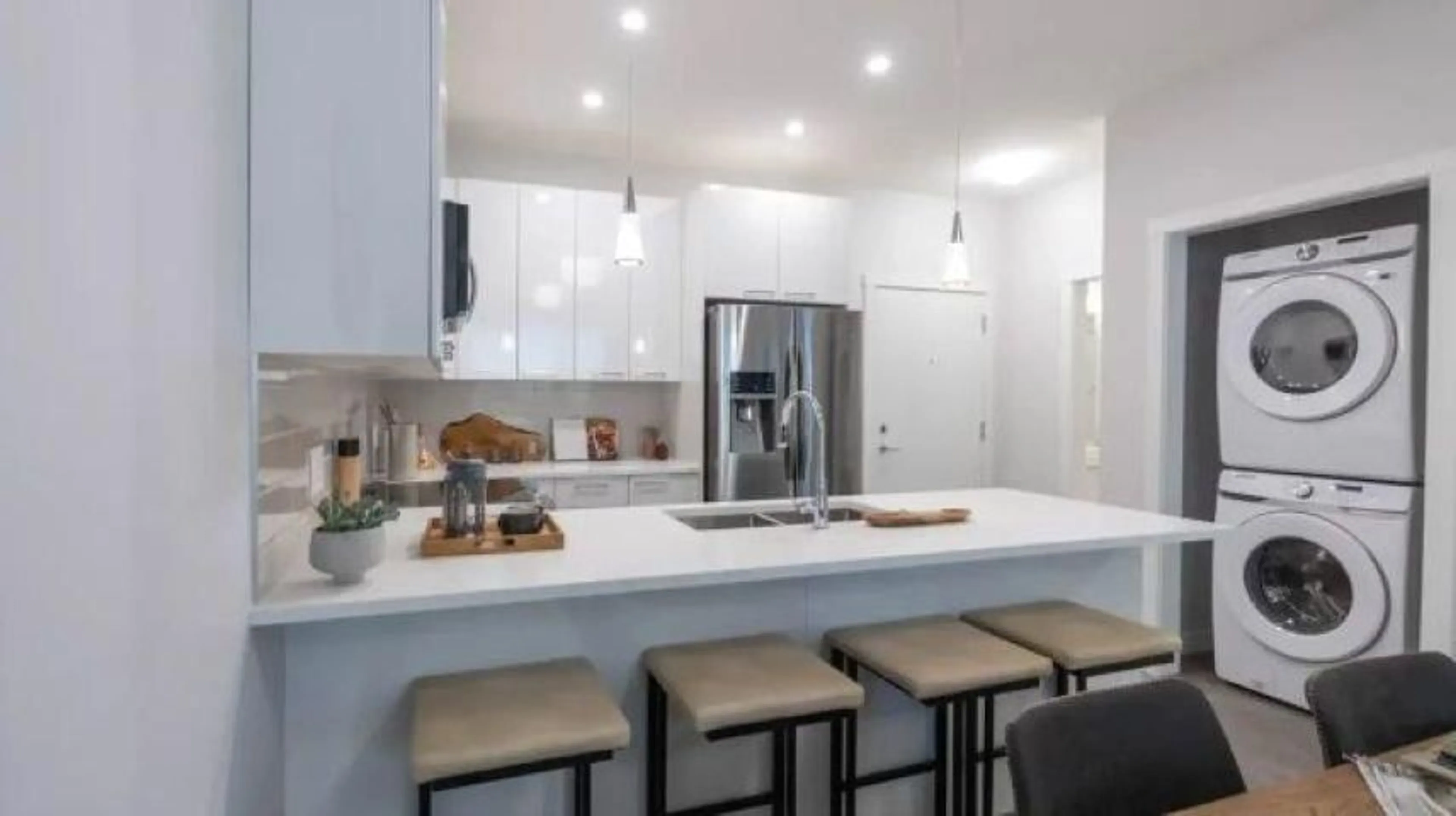 Open concept kitchen, ceramic/tile floor for 514 - 7375 HORNE STREET, Mission British Columbia V2V6T8