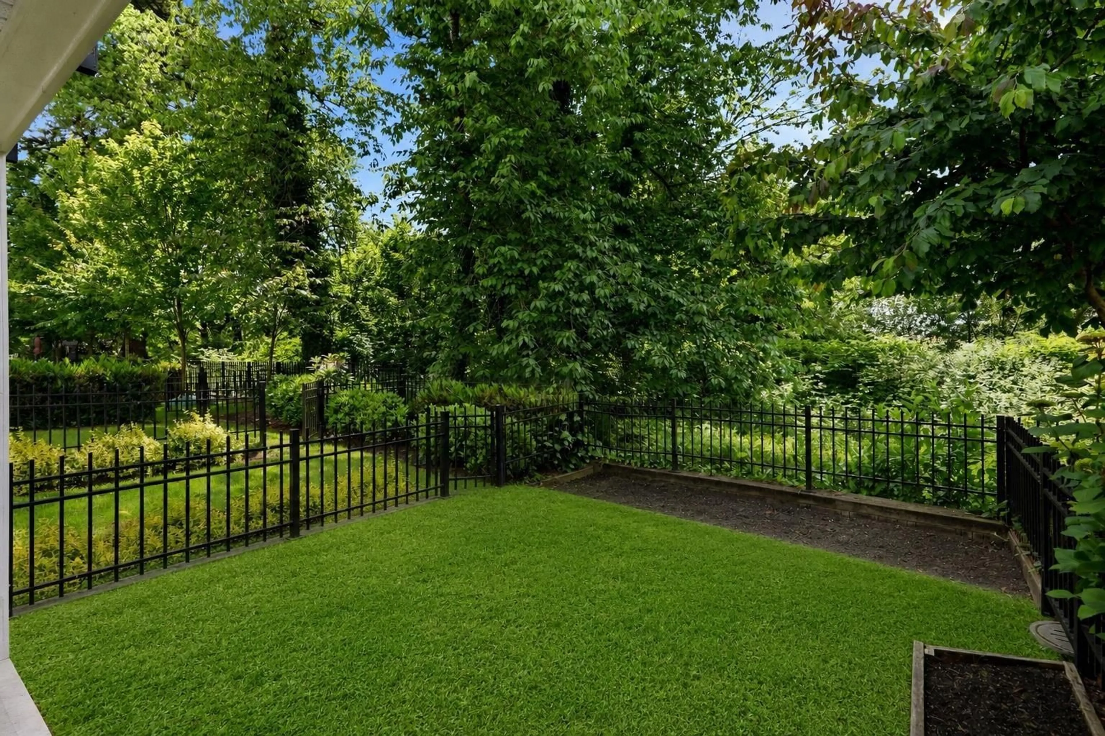 Patio, unknown for 44 - 27735 ROUNDHOUSE DRIVE, Abbotsford British Columbia V4X0B9