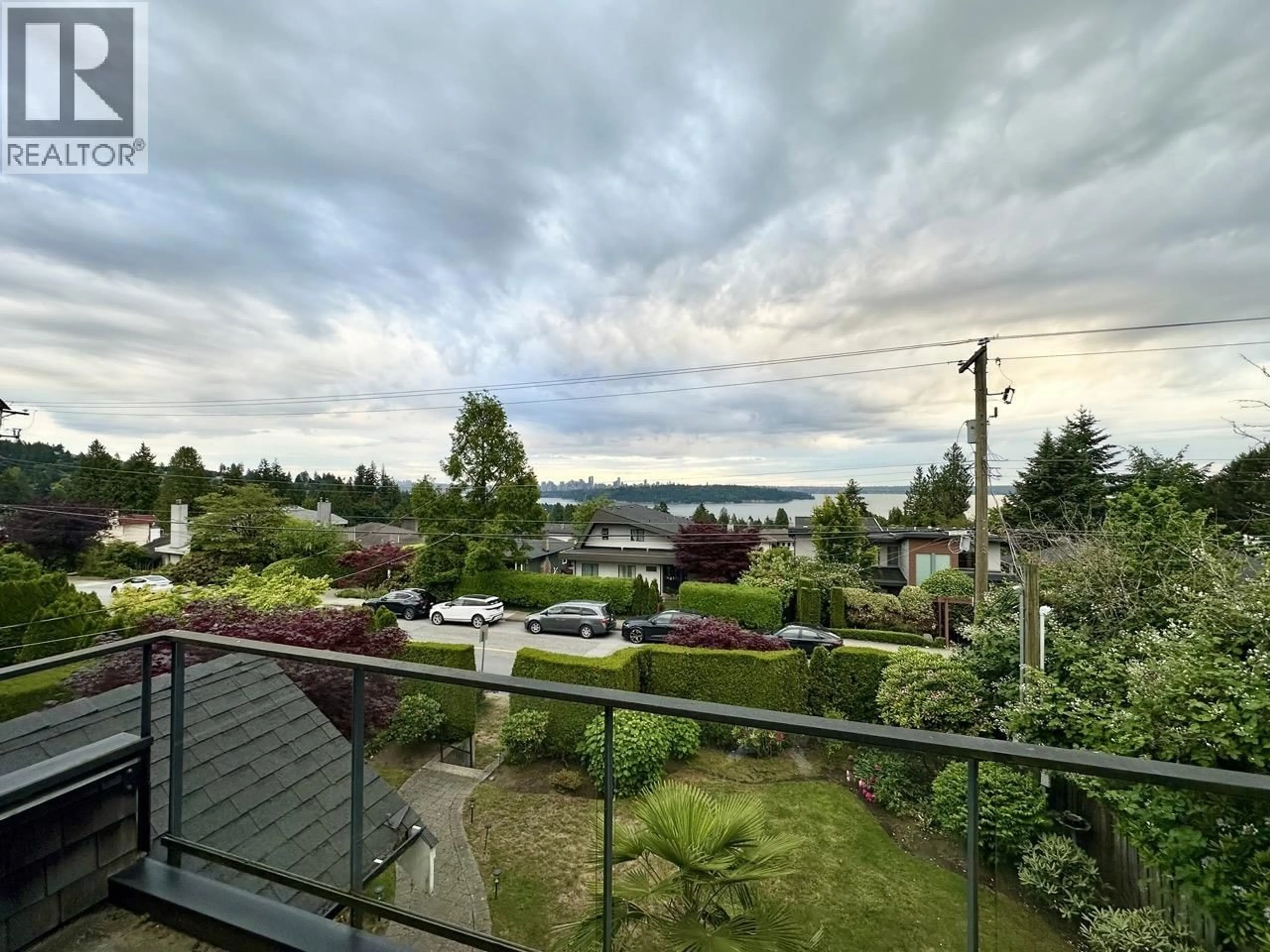 A pic from outside/outdoor area/front of a property/back of a property/a pic from drone, water/lake/river/ocean view for 1479 MATHERS AVENUE, West Vancouver British Columbia V7T2G5