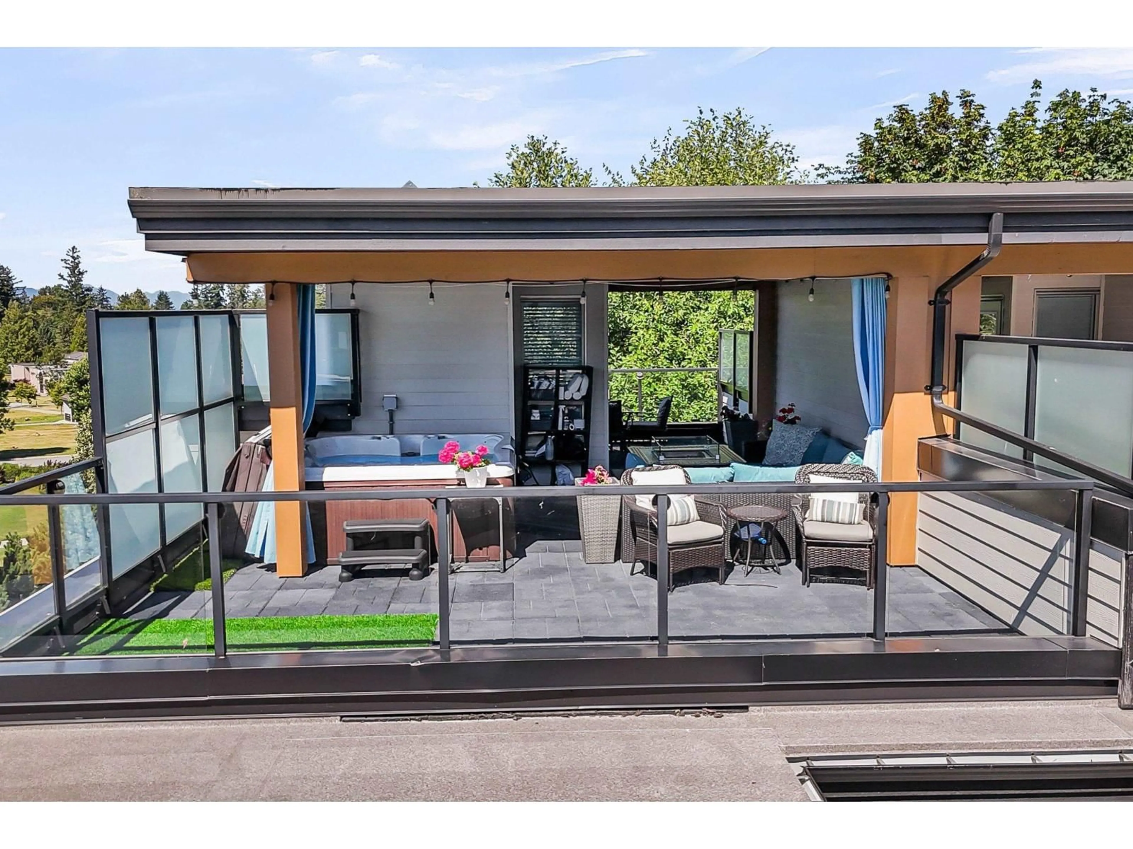 Patio, street for 31 - 15775 MOUNTAIN VIEW DRIVE, Surrey British Columbia V3Z0W7
