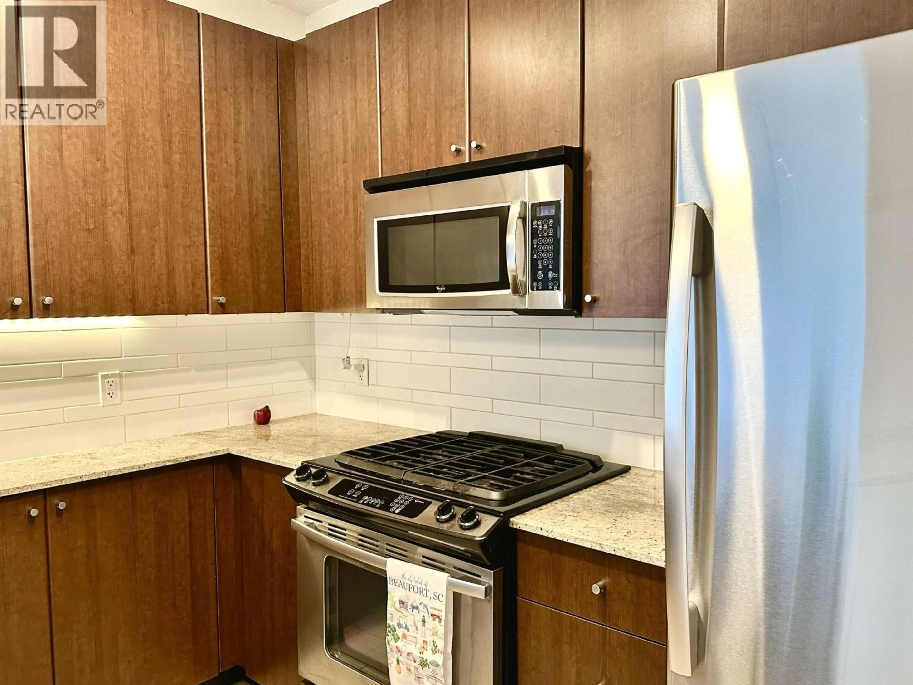 Standard kitchen, unknown for 1103 - 280 ROSS DRIVE, New Westminster British Columbia V3L0C2