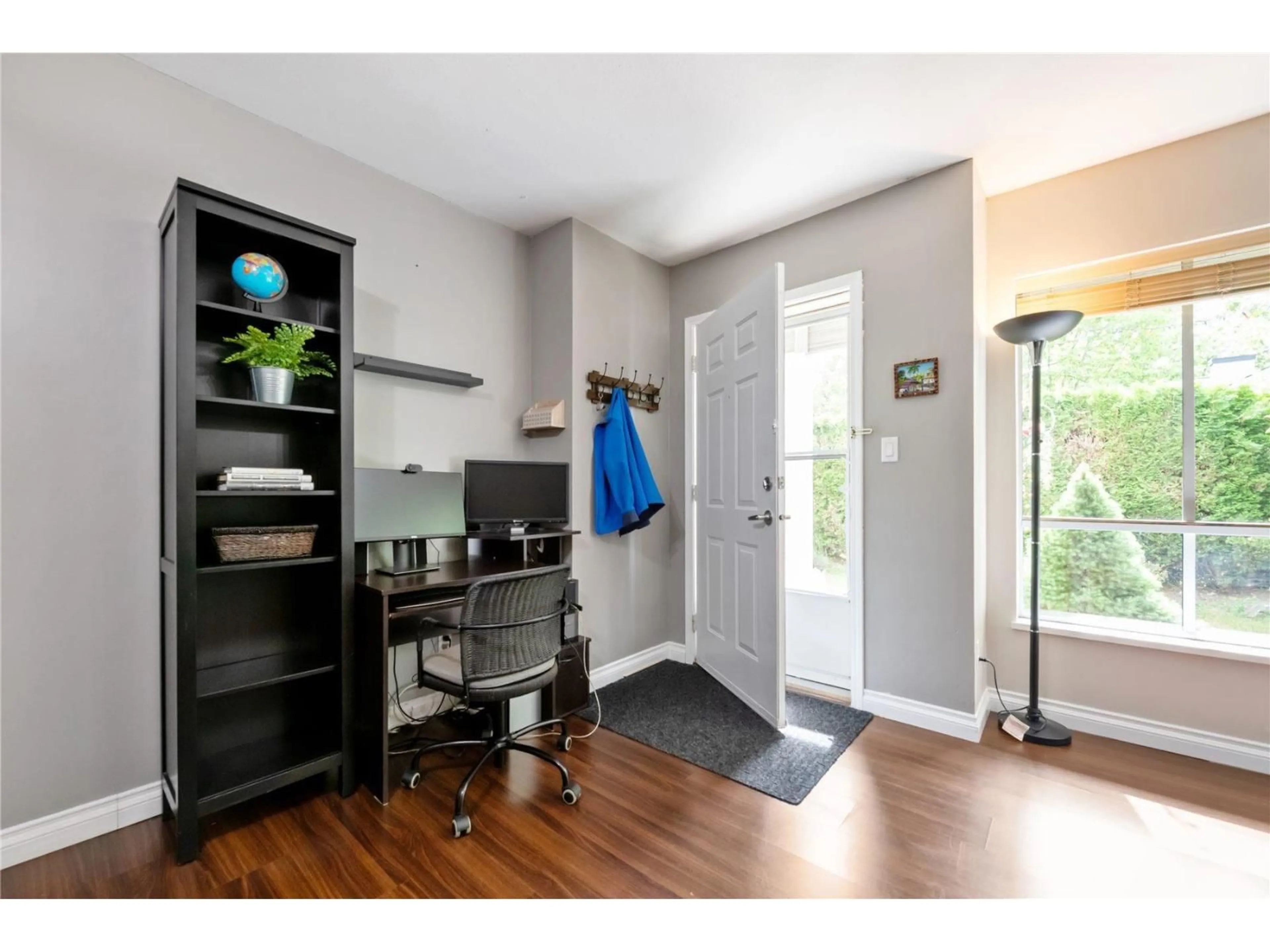 Indoor entryway for 3 - 13660 84 AVENUE, Surrey British Columbia V3W0T6