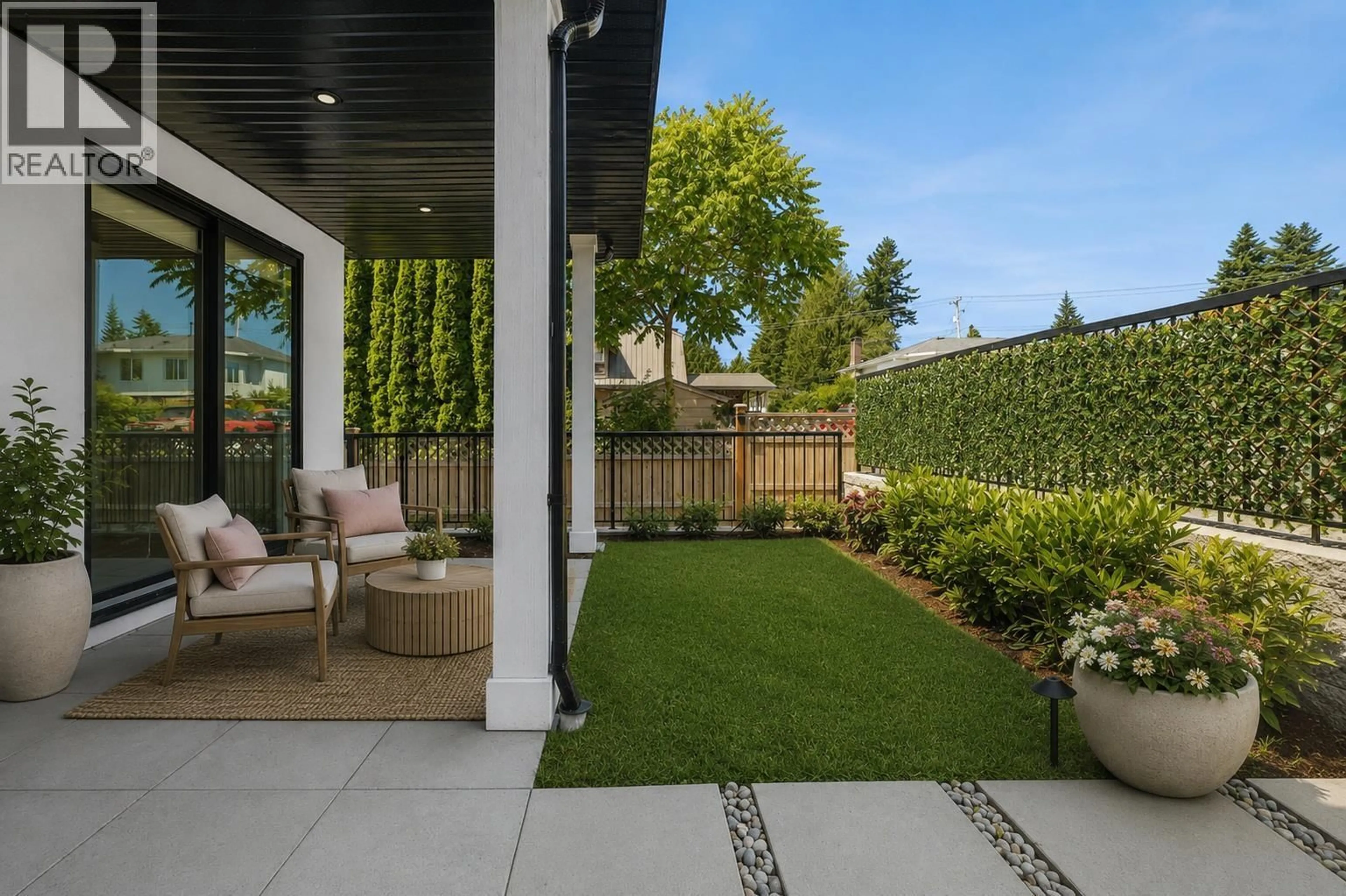 Patio, street for 103 - 901 EDGAR AVENUE, Coquitlam British Columbia V3K2K1