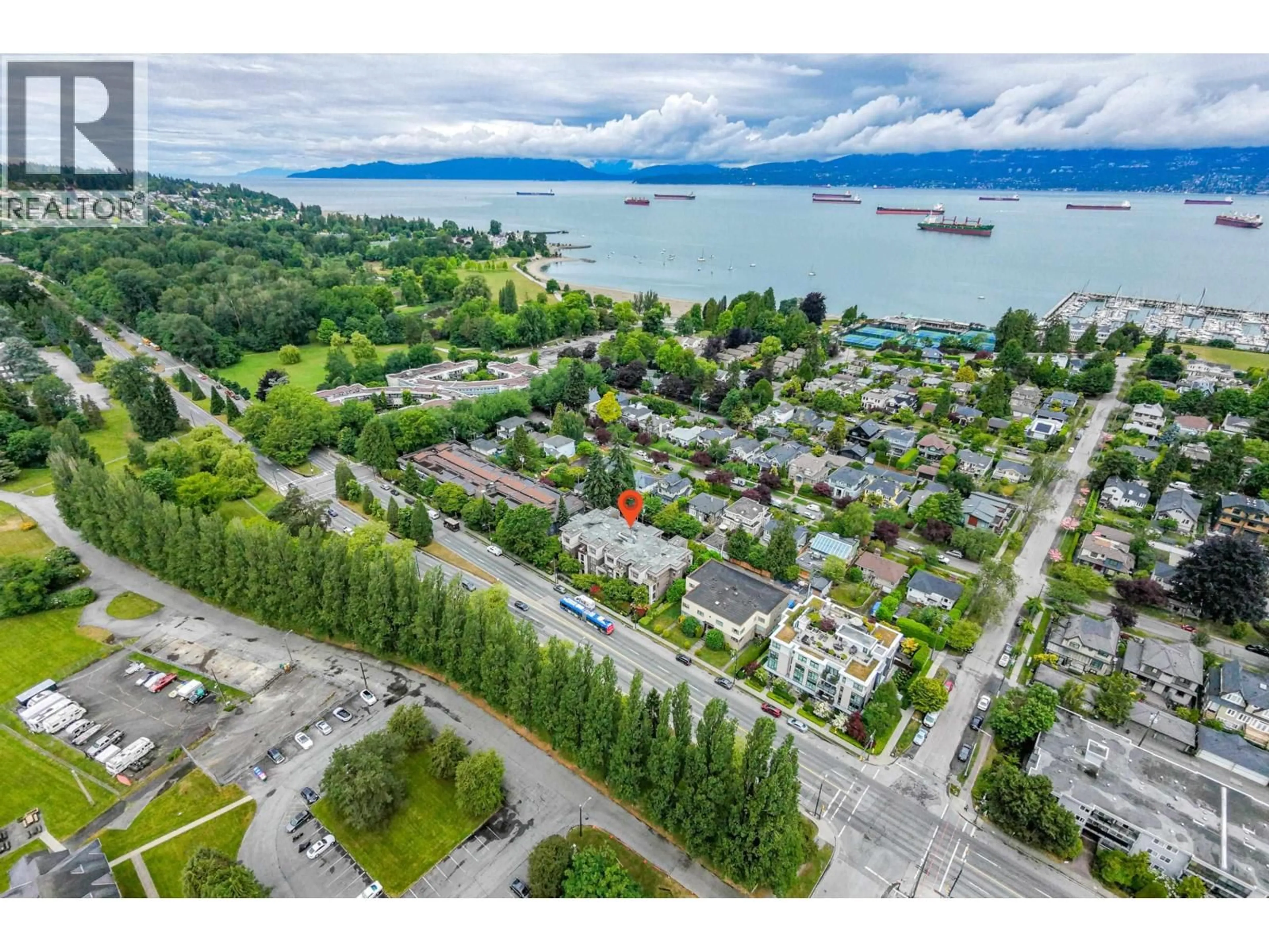 A pic from outside/outdoor area/front of a property/back of a property/a pic from drone, water/lake/river/ocean view for 307 - 3839 4TH AVENUE, Vancouver British Columbia V6R1P8