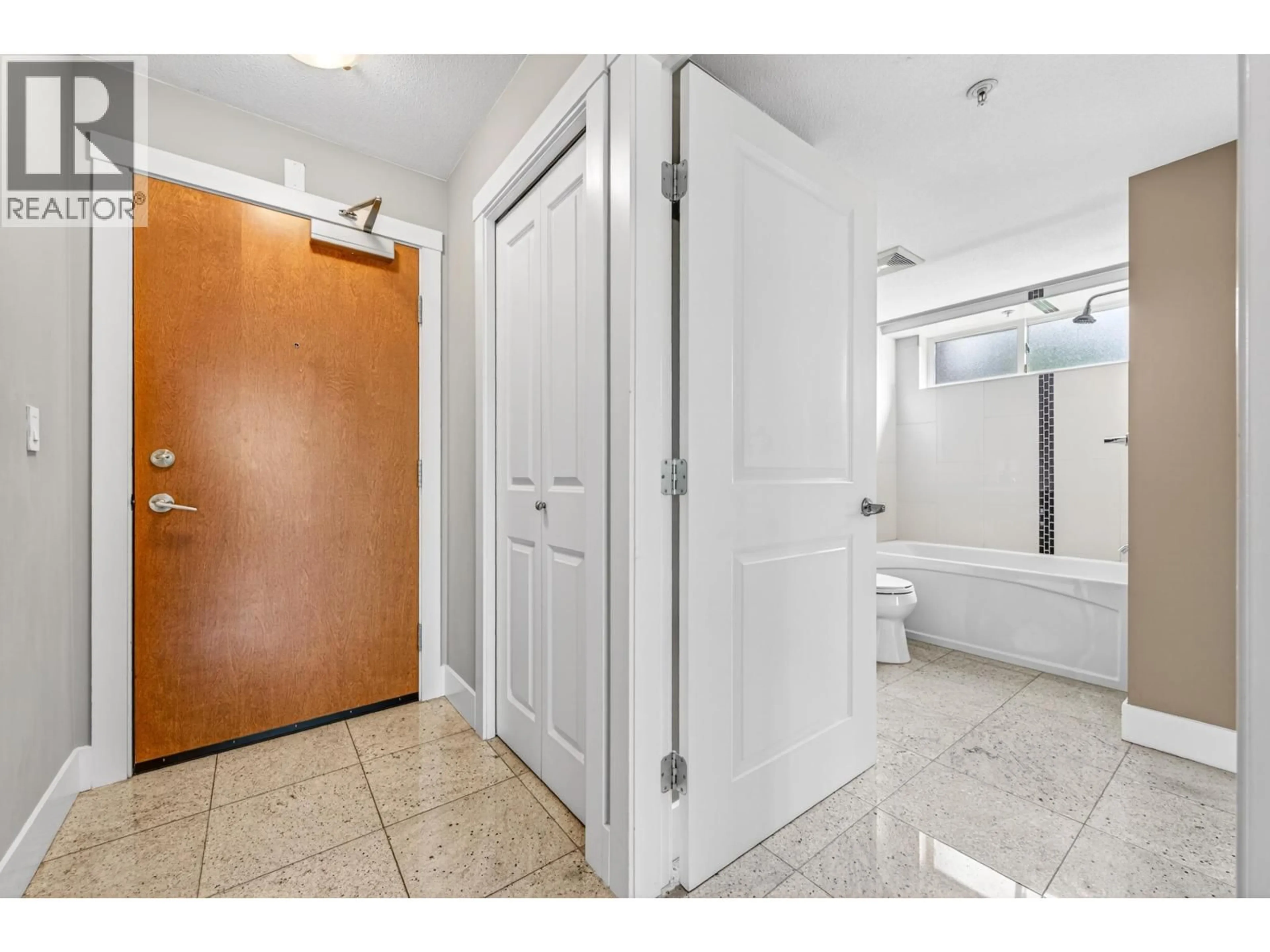 Unknown for 307 - 3839 4TH AVENUE, Vancouver British Columbia V6R1P8