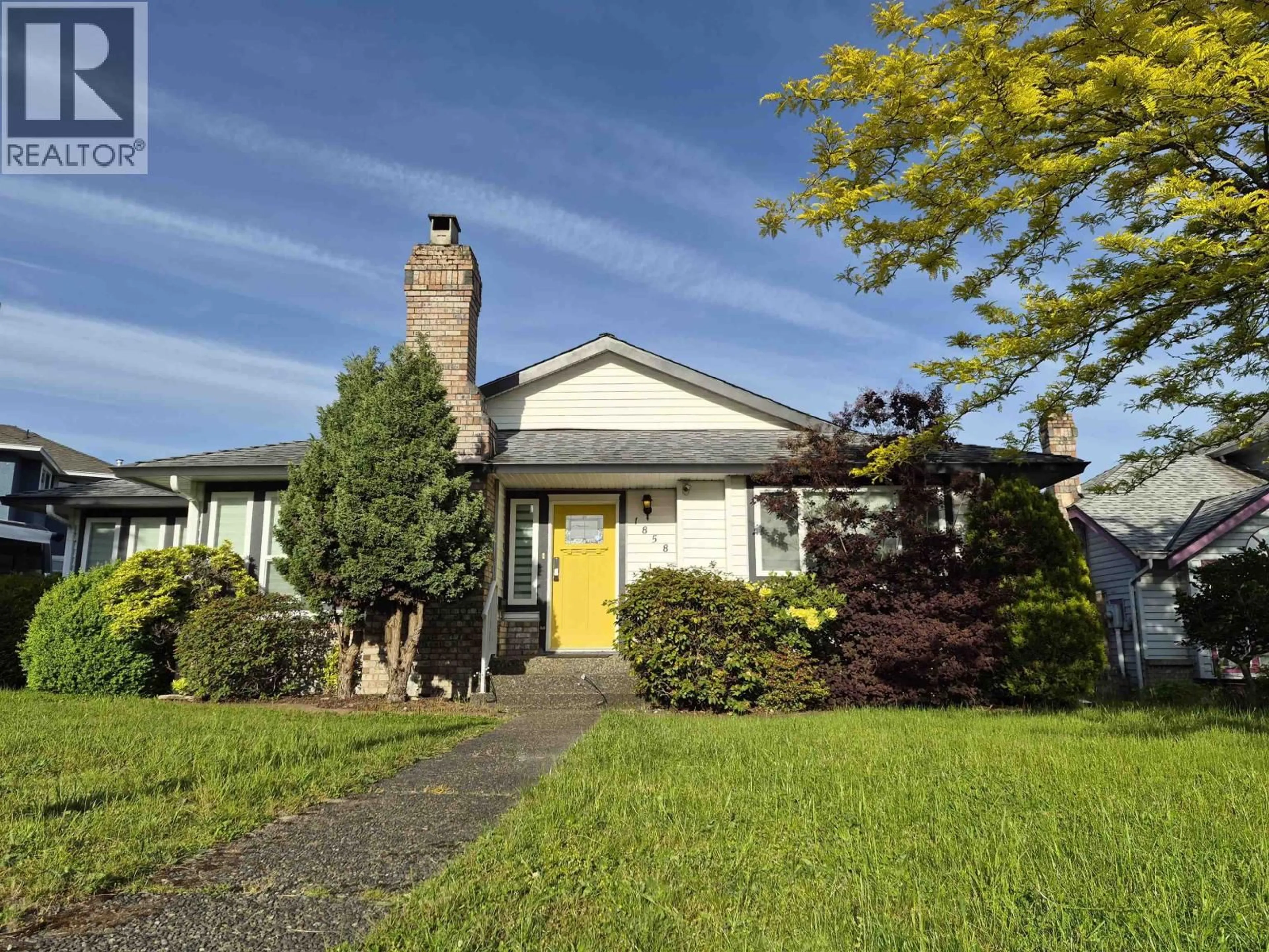 Unknown for 1858 WALNUT CRESCENT, Coquitlam British Columbia V3J7S9