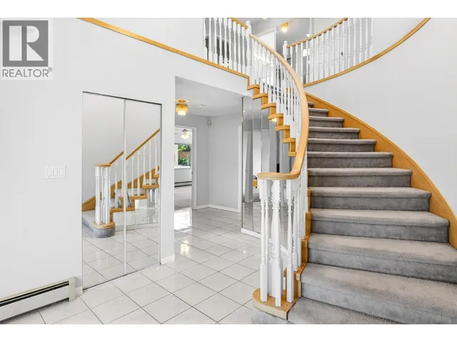 7505 MANZANITA PLACE, Burnaby 4