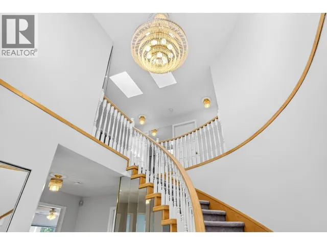 7505 MANZANITA PLACE, Burnaby 5