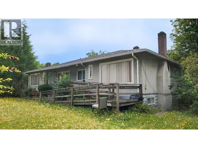 2578 GRANDVIEW HIGHWAY, Vancouver 4