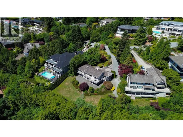 1440 SANDHURST PLACE, West Vancouver 3