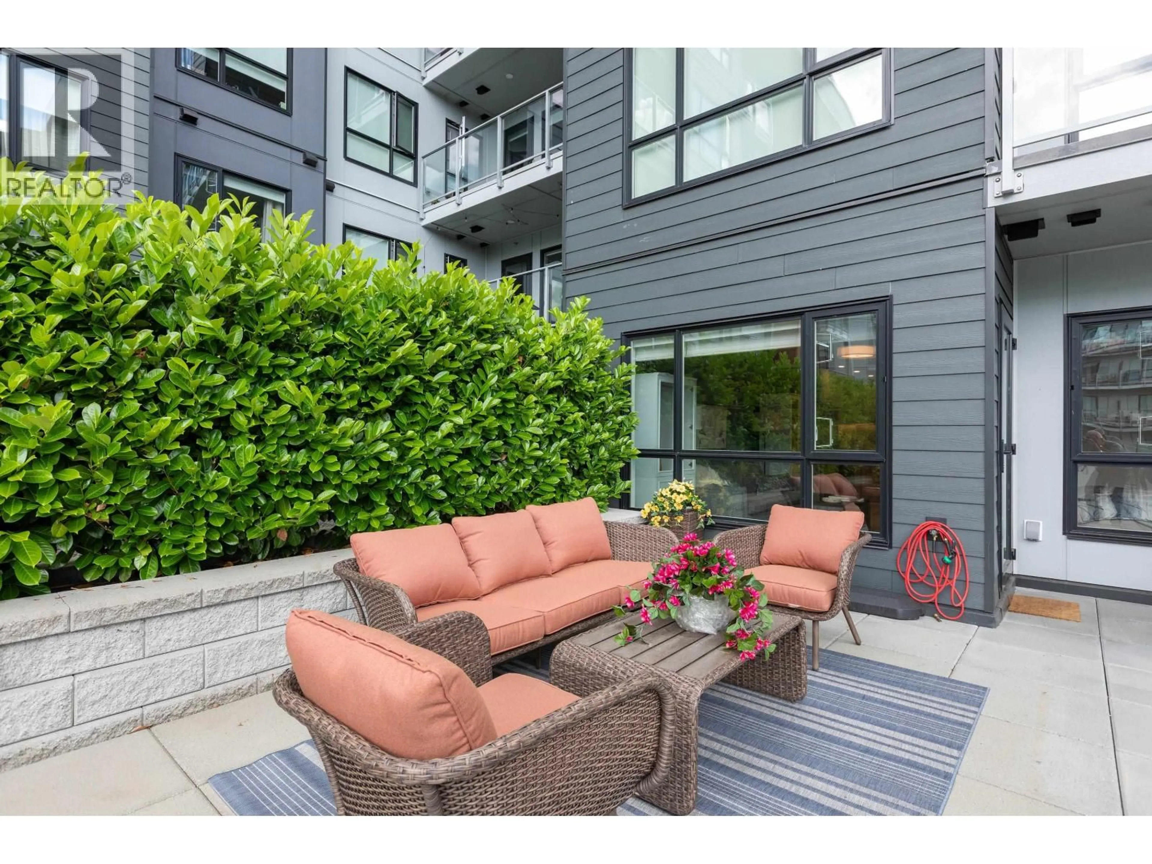 Patio, street for 203 - 3596 MALSUM DRIVE, North Vancouver British Columbia V7G0B5
