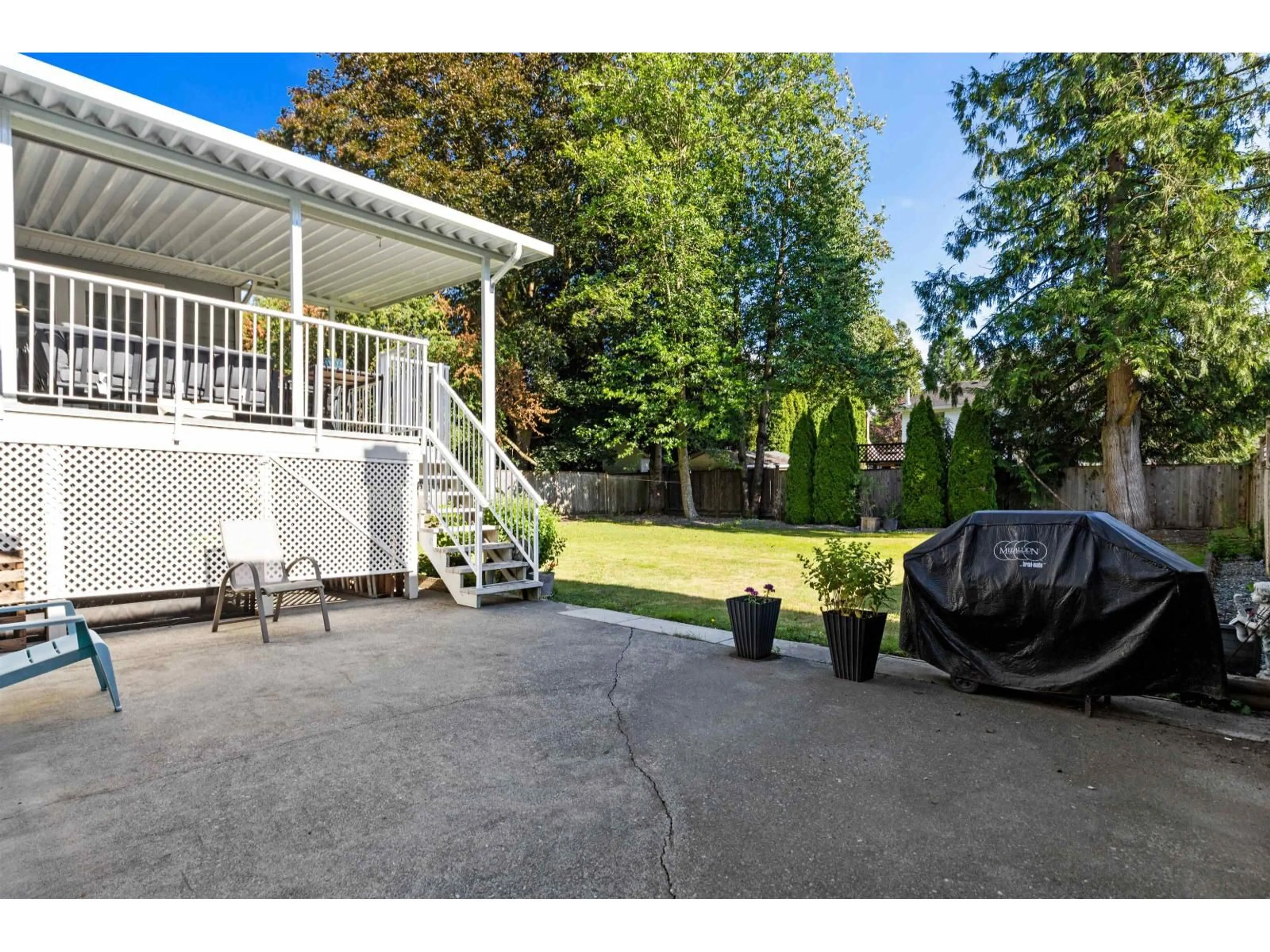 Patio, street for 18238 58B AVENUE, Surrey British Columbia V3S5V9