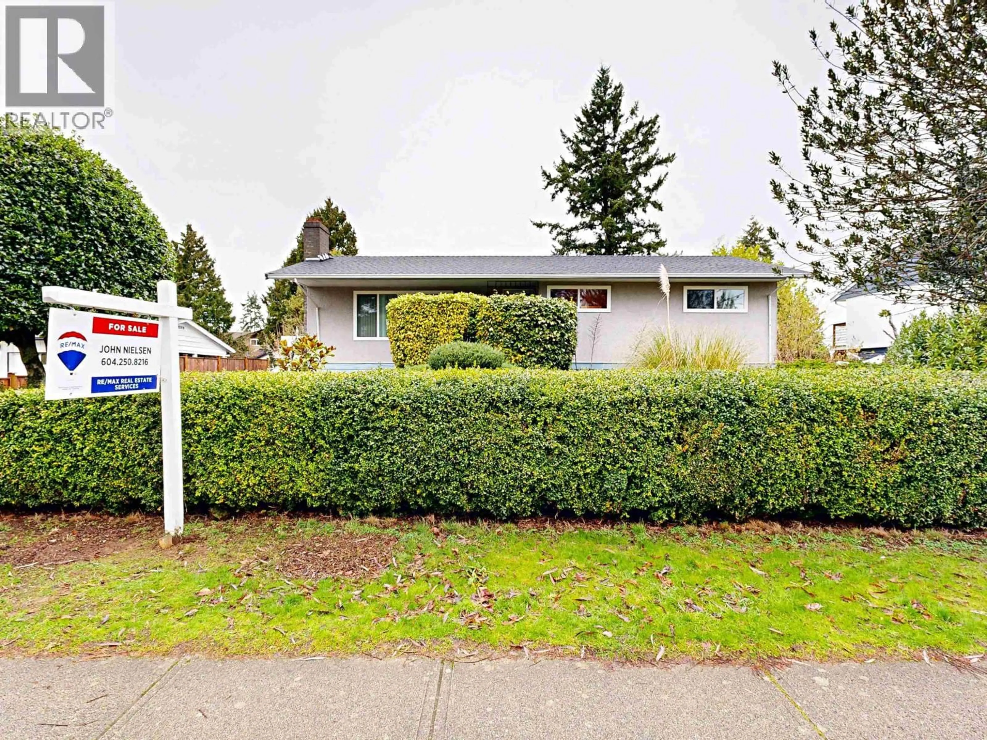 Home with vinyl exterior material, street for 5379 1 AVENUE, Delta British Columbia V4M1B8